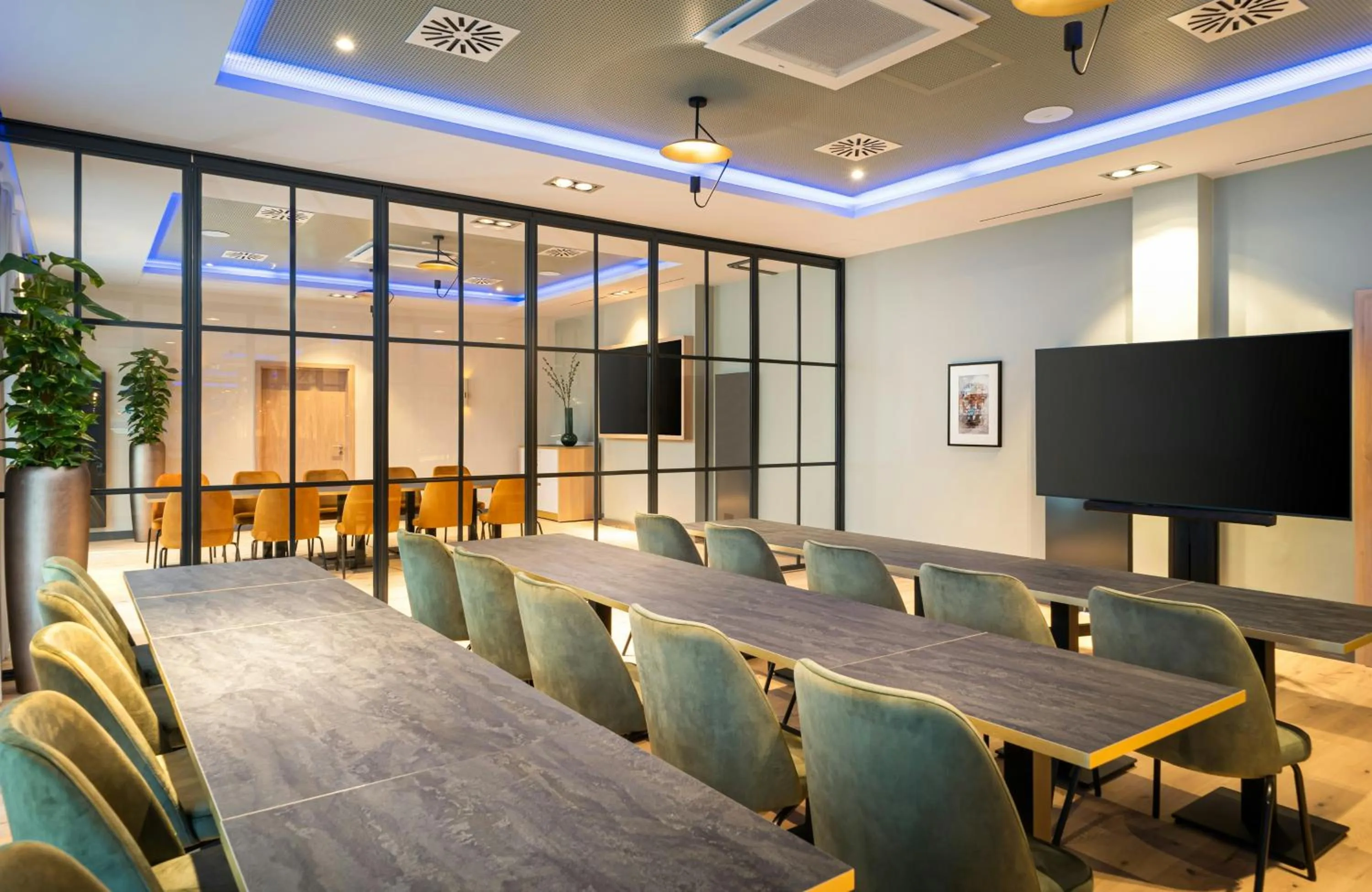 Meeting/conference room in Leonardo Hotel Hamburg Altona