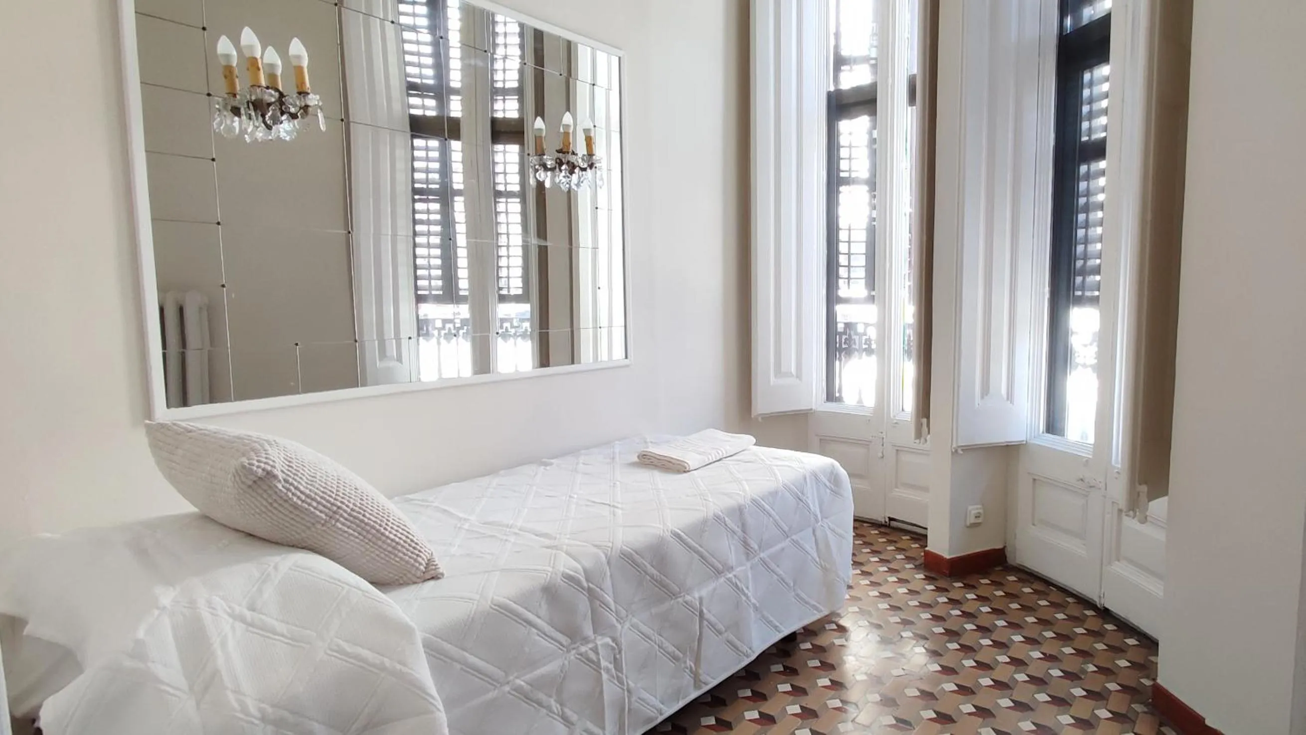 Bed in Casa Consell Bailen, Guest House