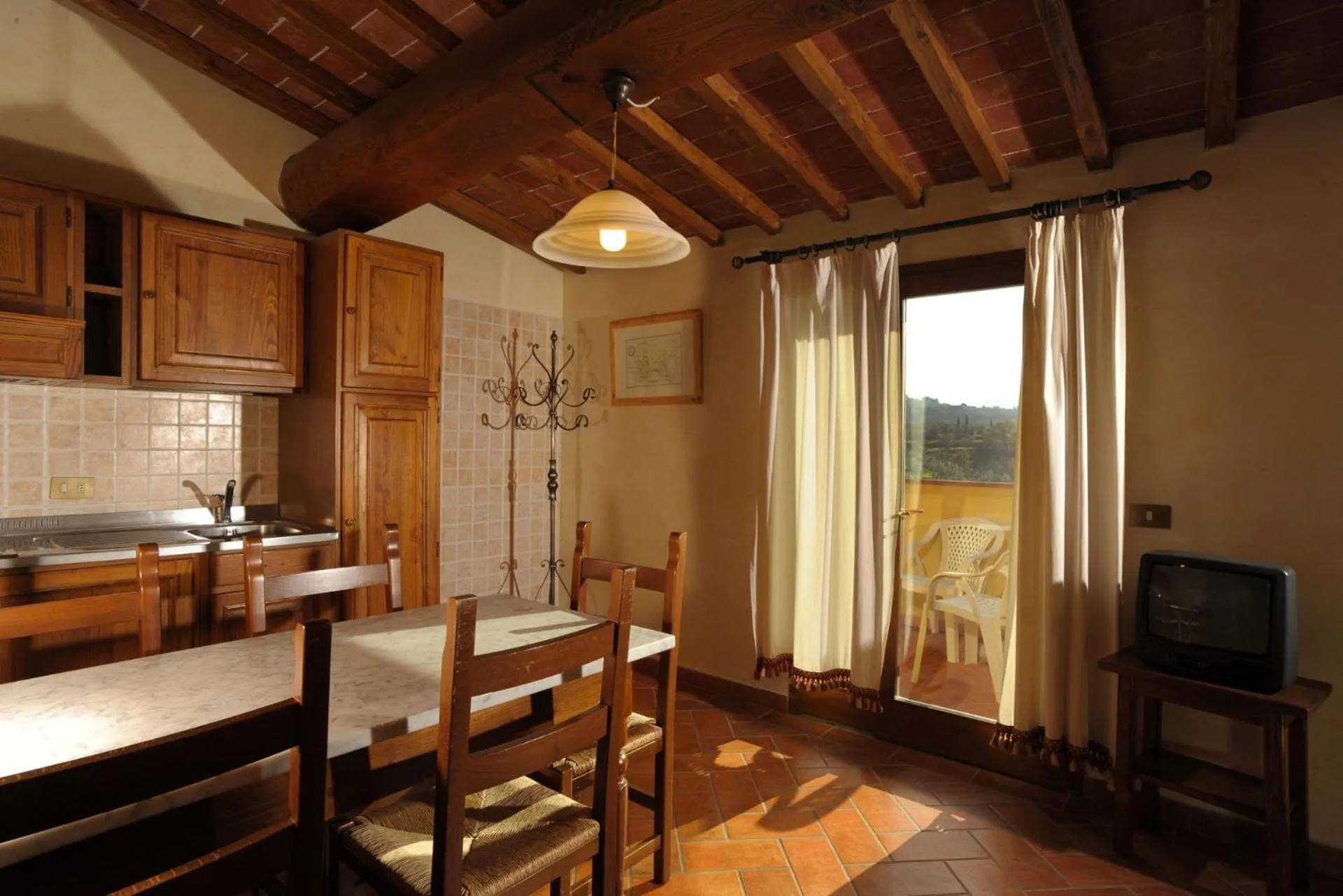 Kitchen or kitchenette in Fattoria Degli Usignoli