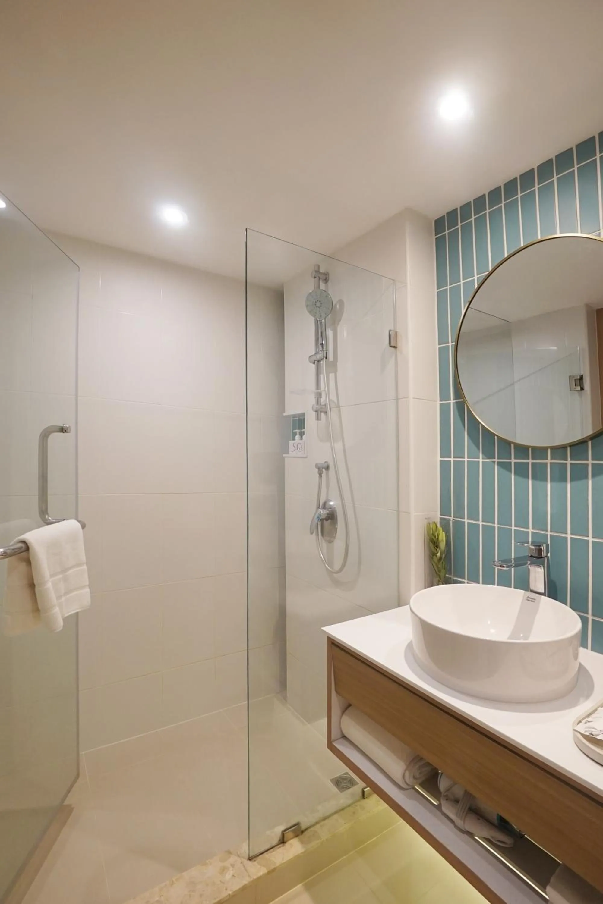 Shower in SQ Boutique Hotel