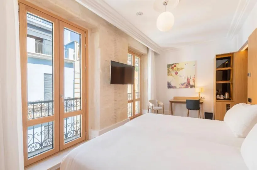 Bedroom, Bed in Eurostars Pórtico Alicante