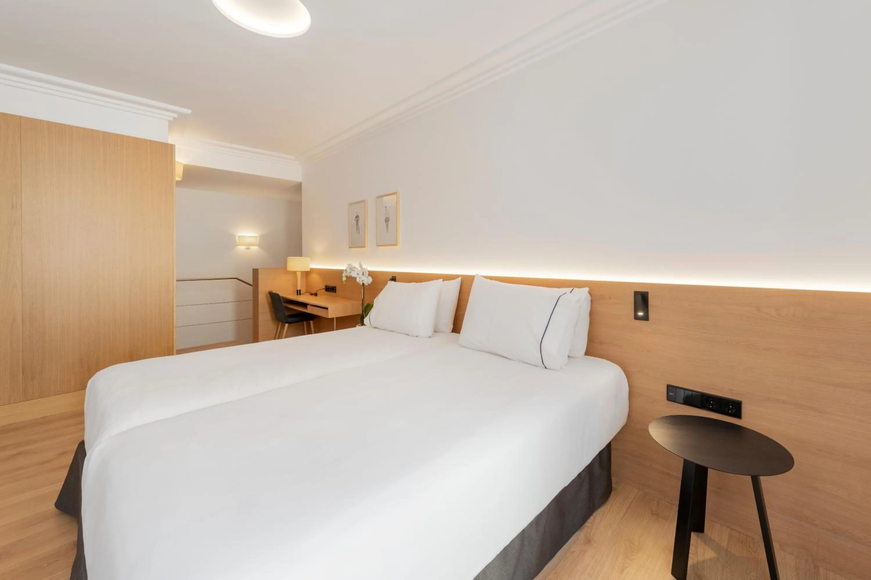 Bed in Eurostars Pórtico Alicante