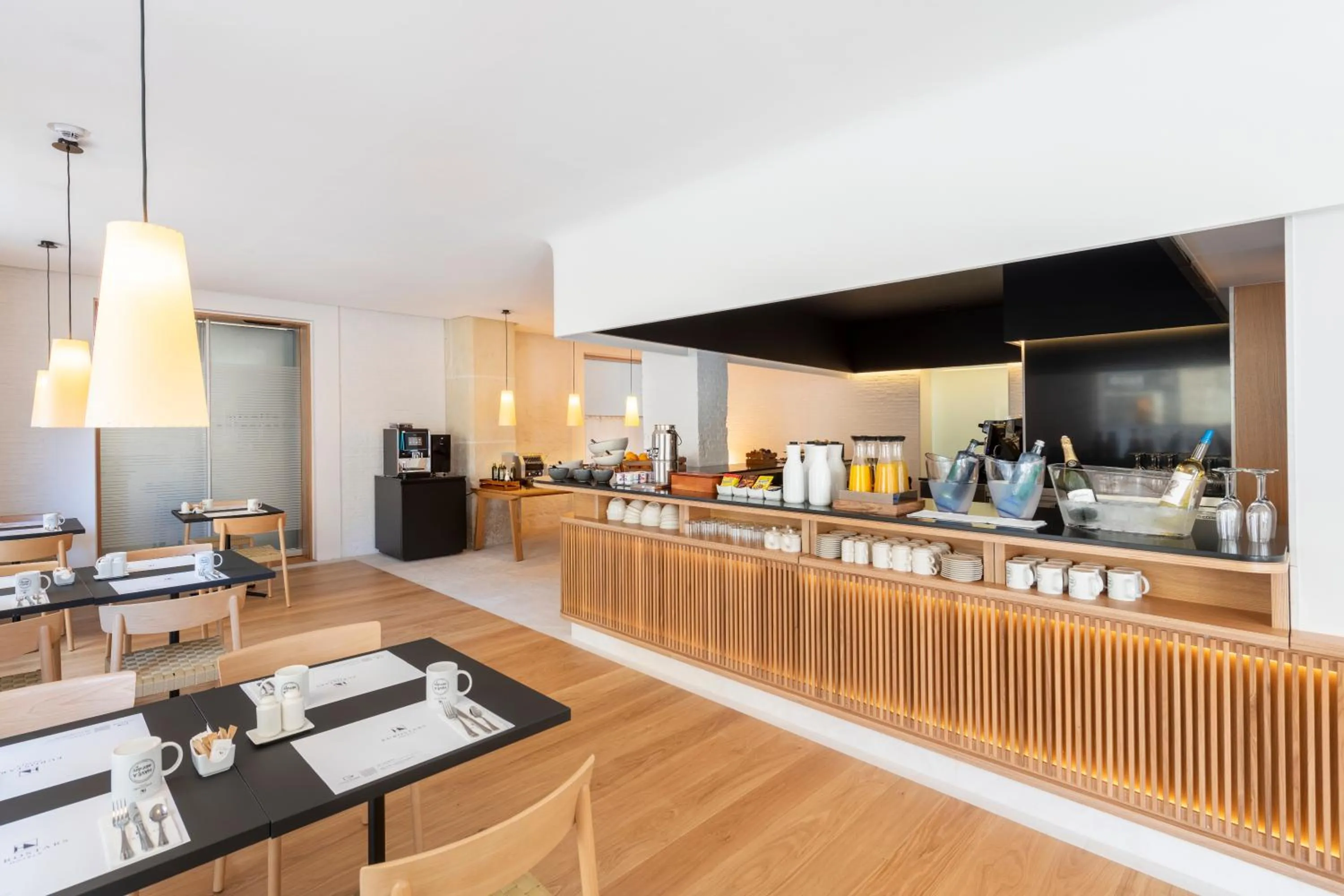 Buffet breakfast in Eurostars Pórtico Alicante