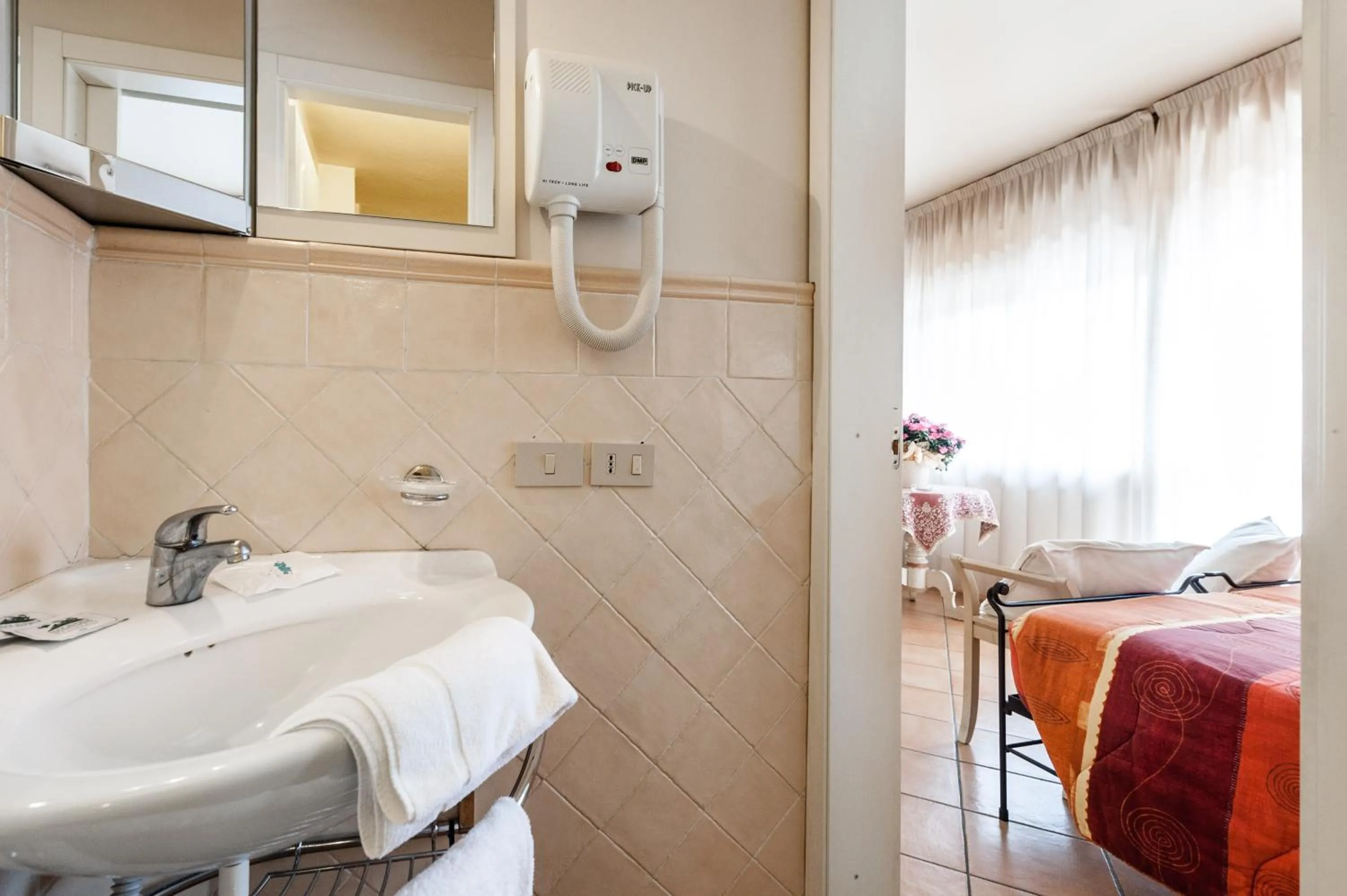 Bathroom in Residence Isola Verde Cisanello