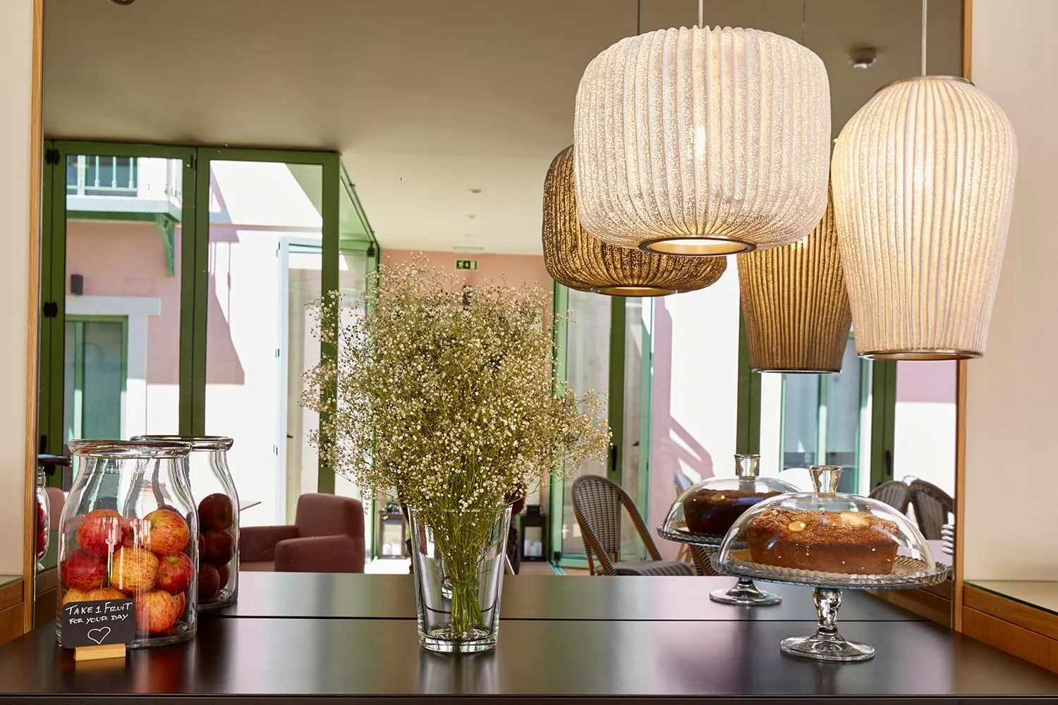 Living room in Sintra Green Chalet Bed & Breakfast