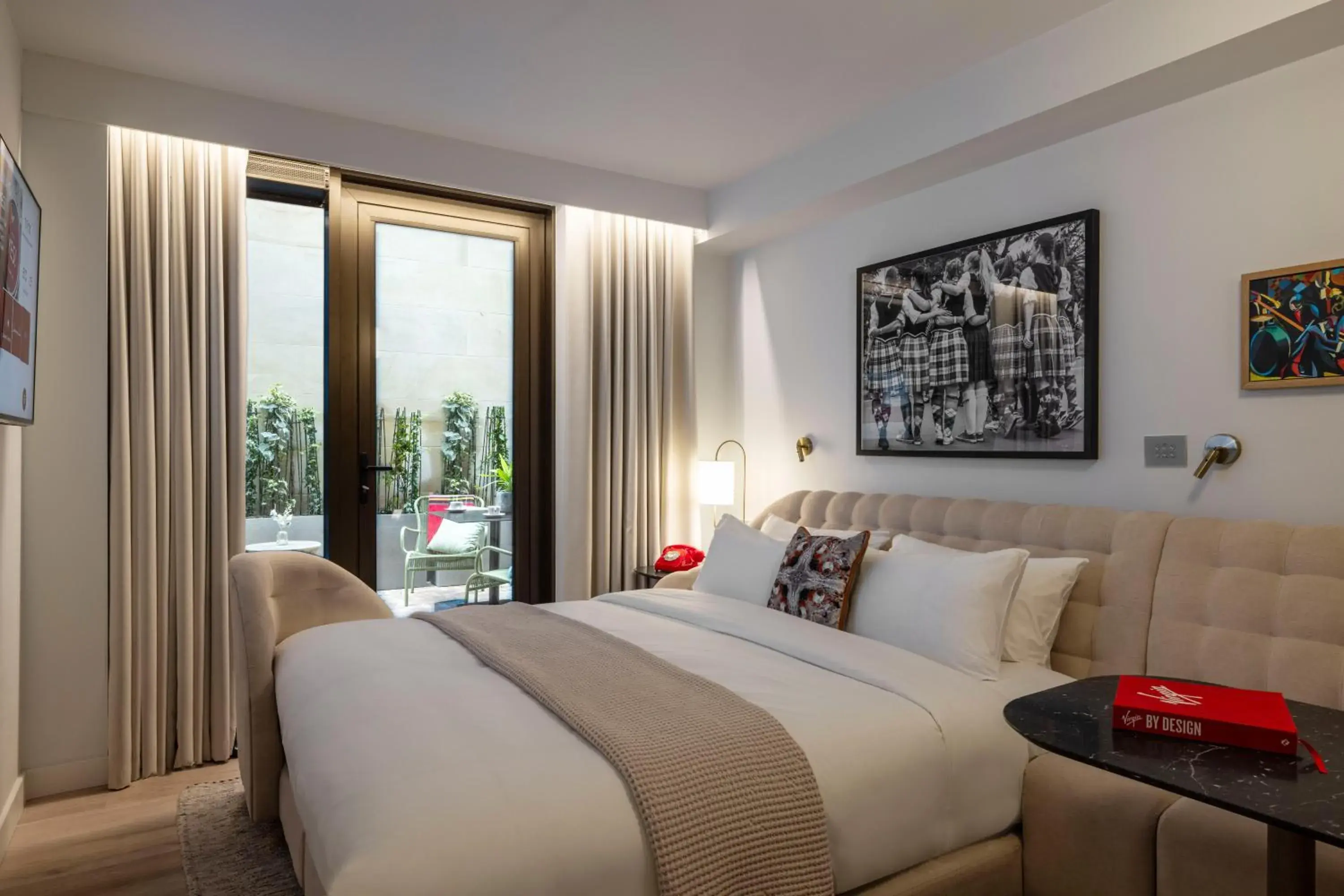 Chamber King Terrace in Virgin Hotels Edinburgh Chamber King Terrace in Virgin Hotels Edinburgh