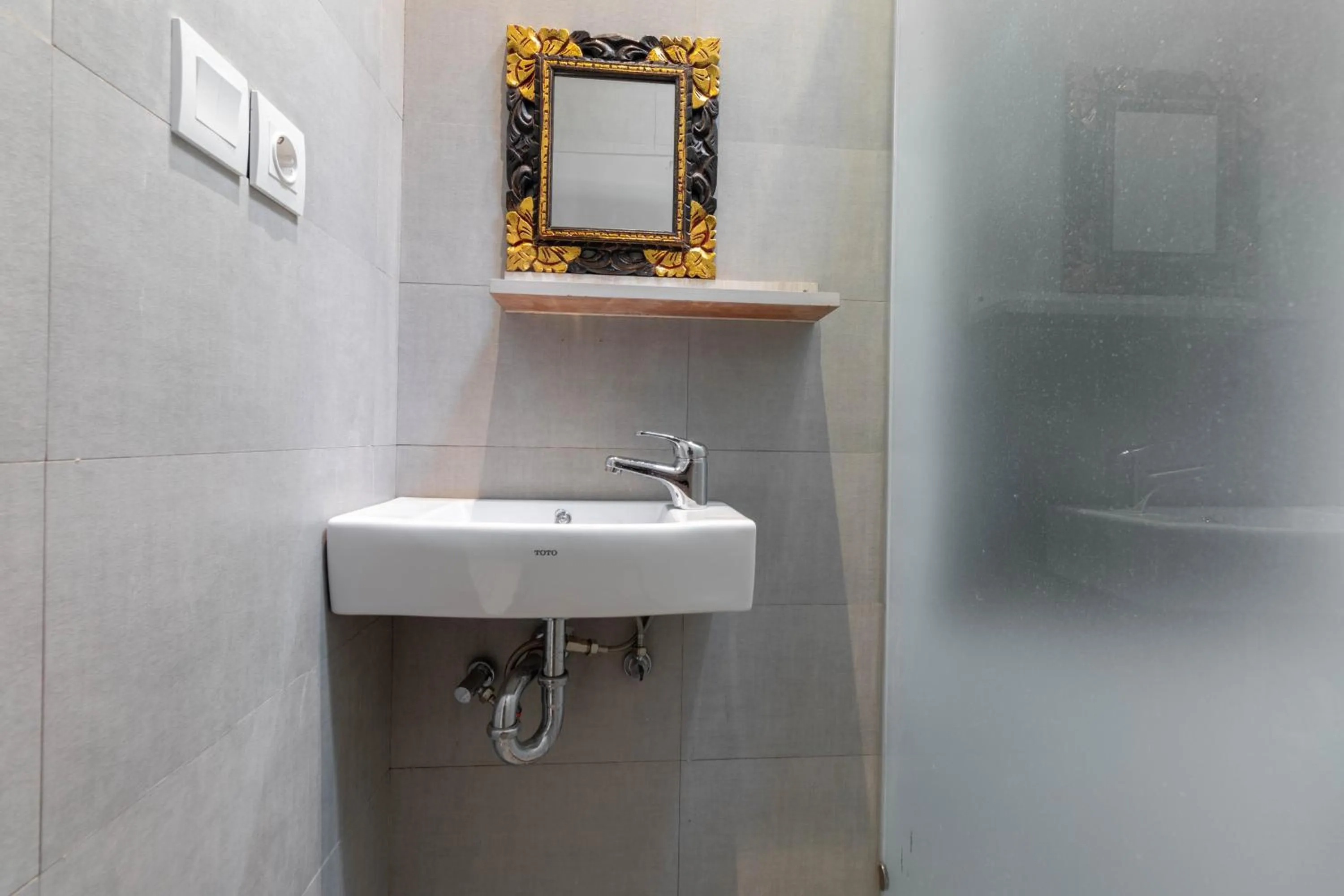 Bathroom in Josh Guest House