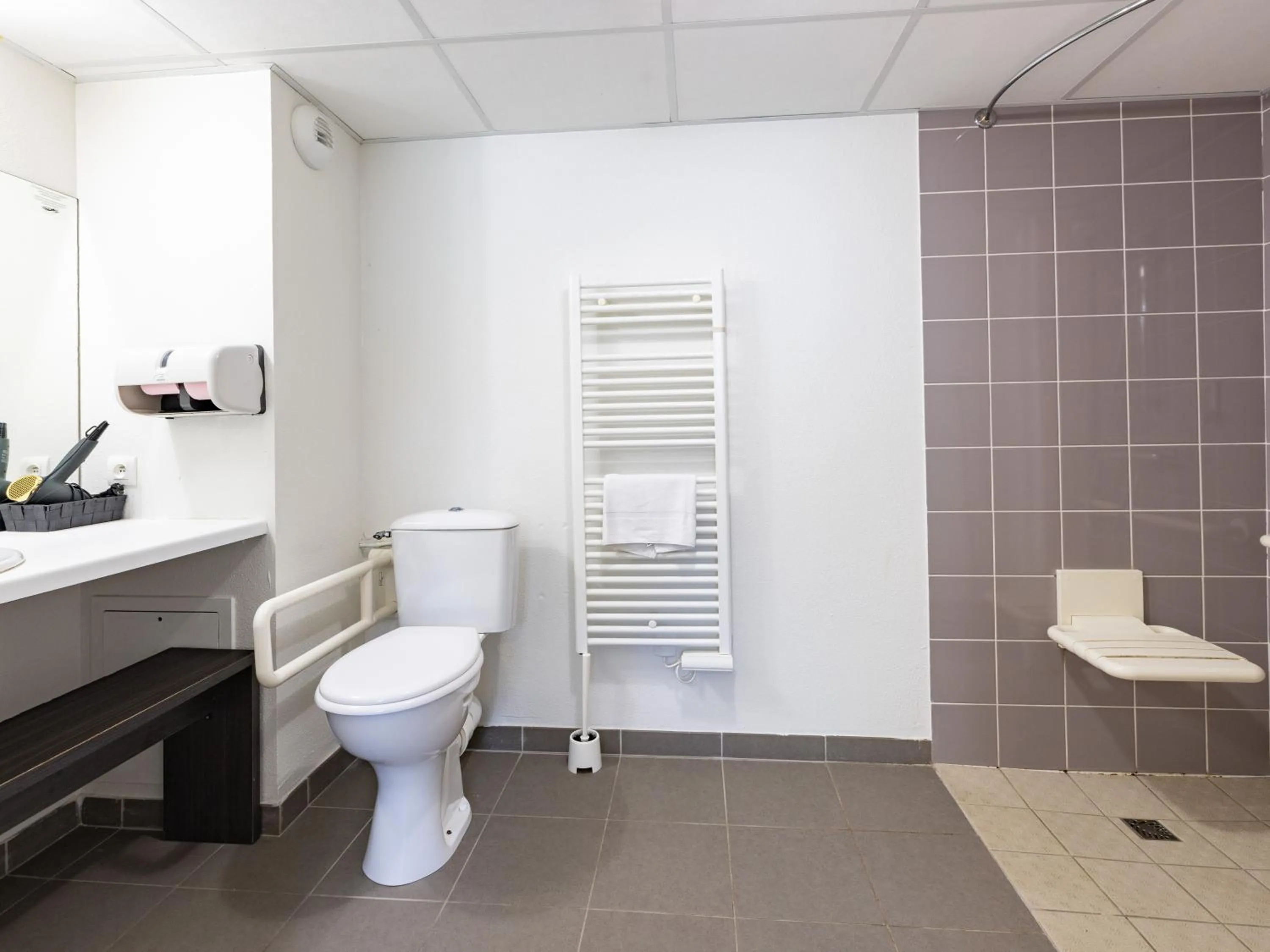 Bathroom in Vacancéole - Les Chambres de la Baie