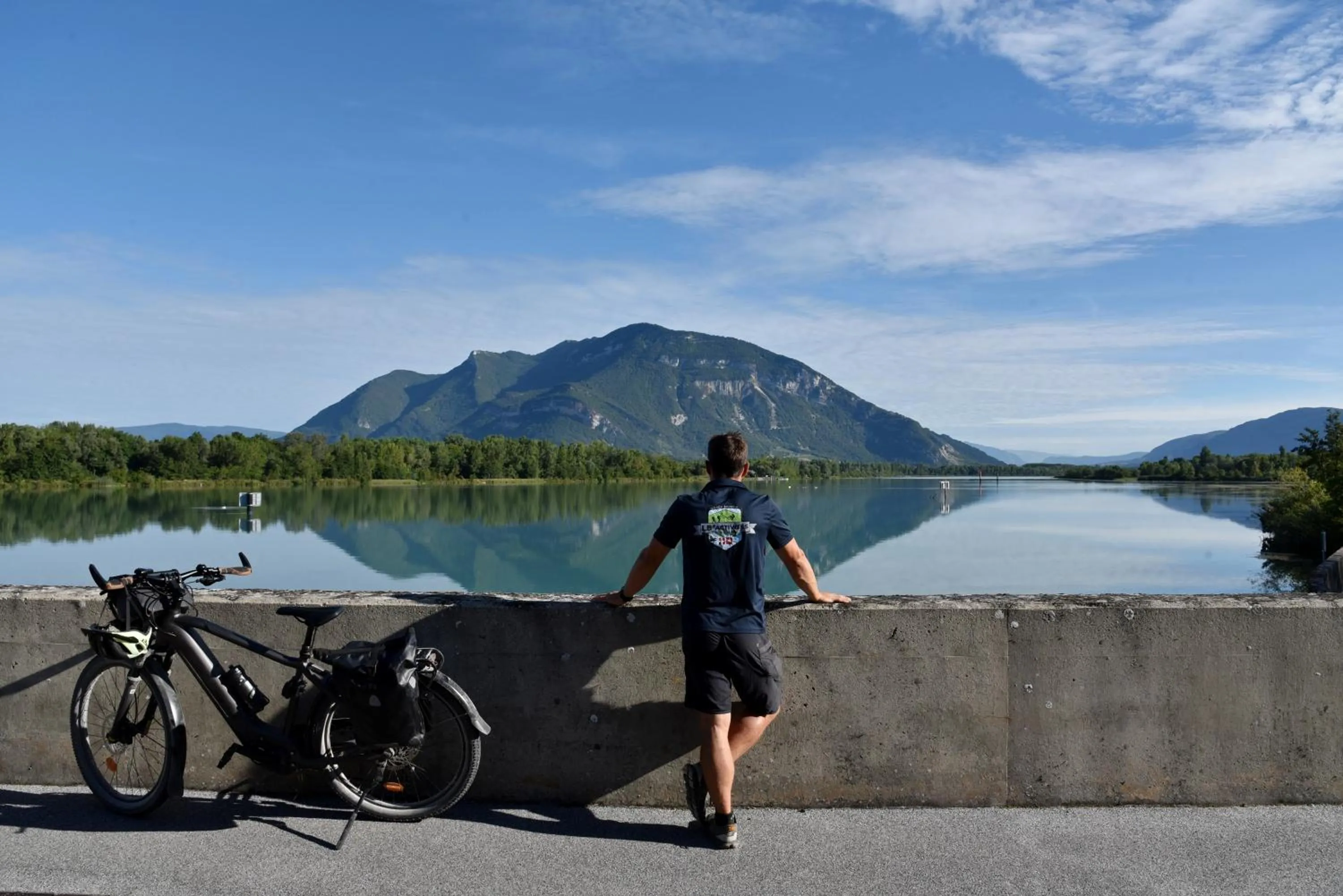 Cycling in SHANA Hôtel & Résidence