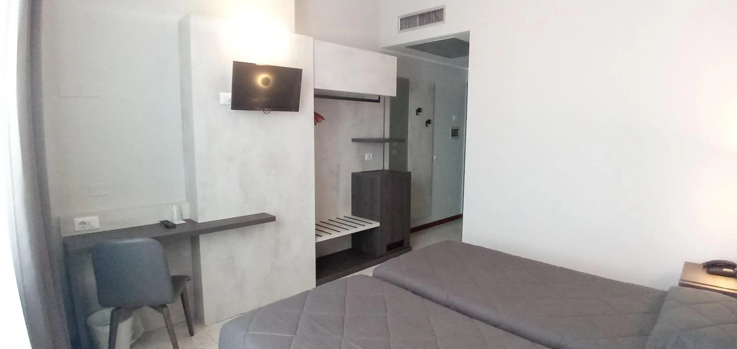 Bed in Hotel Mistral