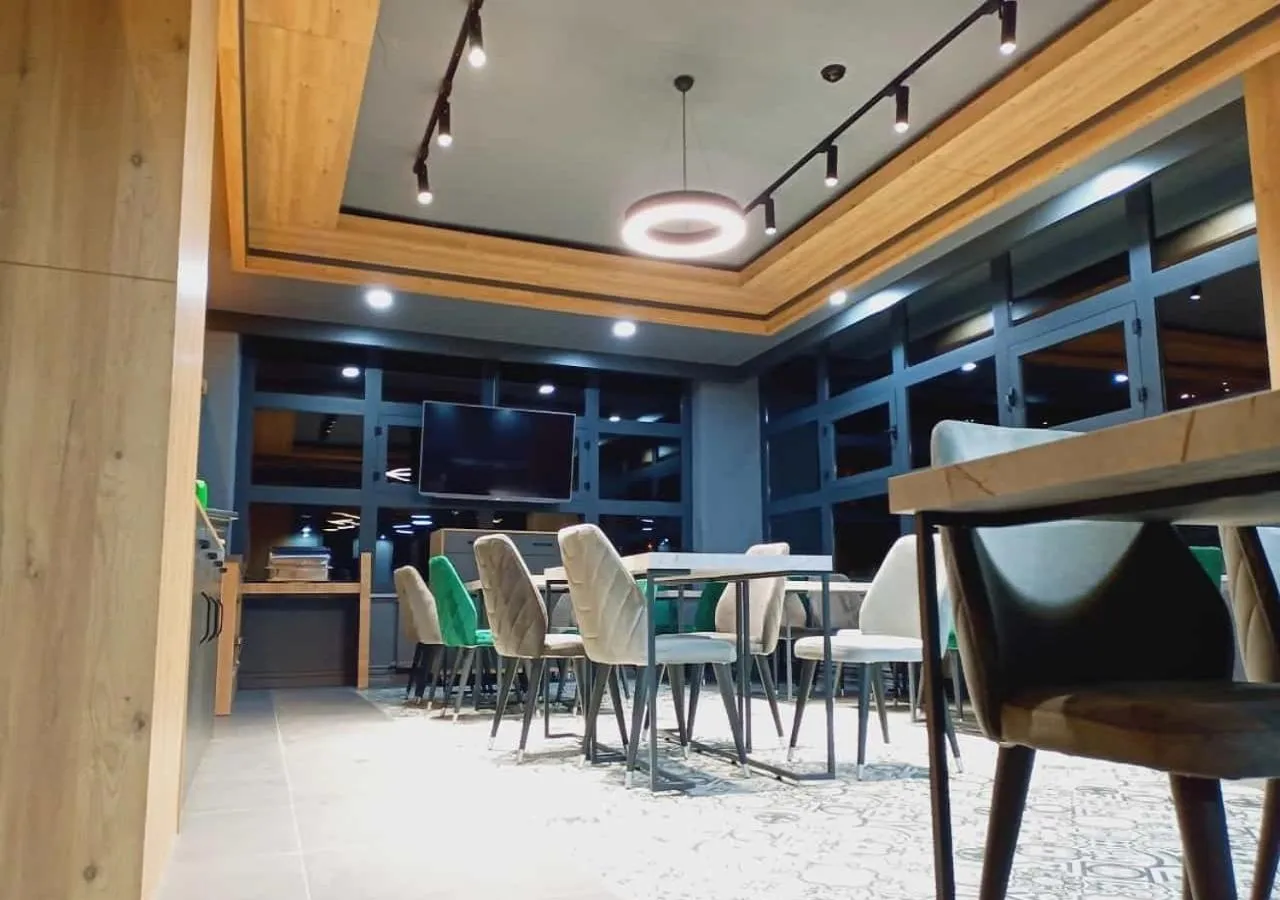 Restaurant/places to eat in Dinamik Otel Sarıkamış