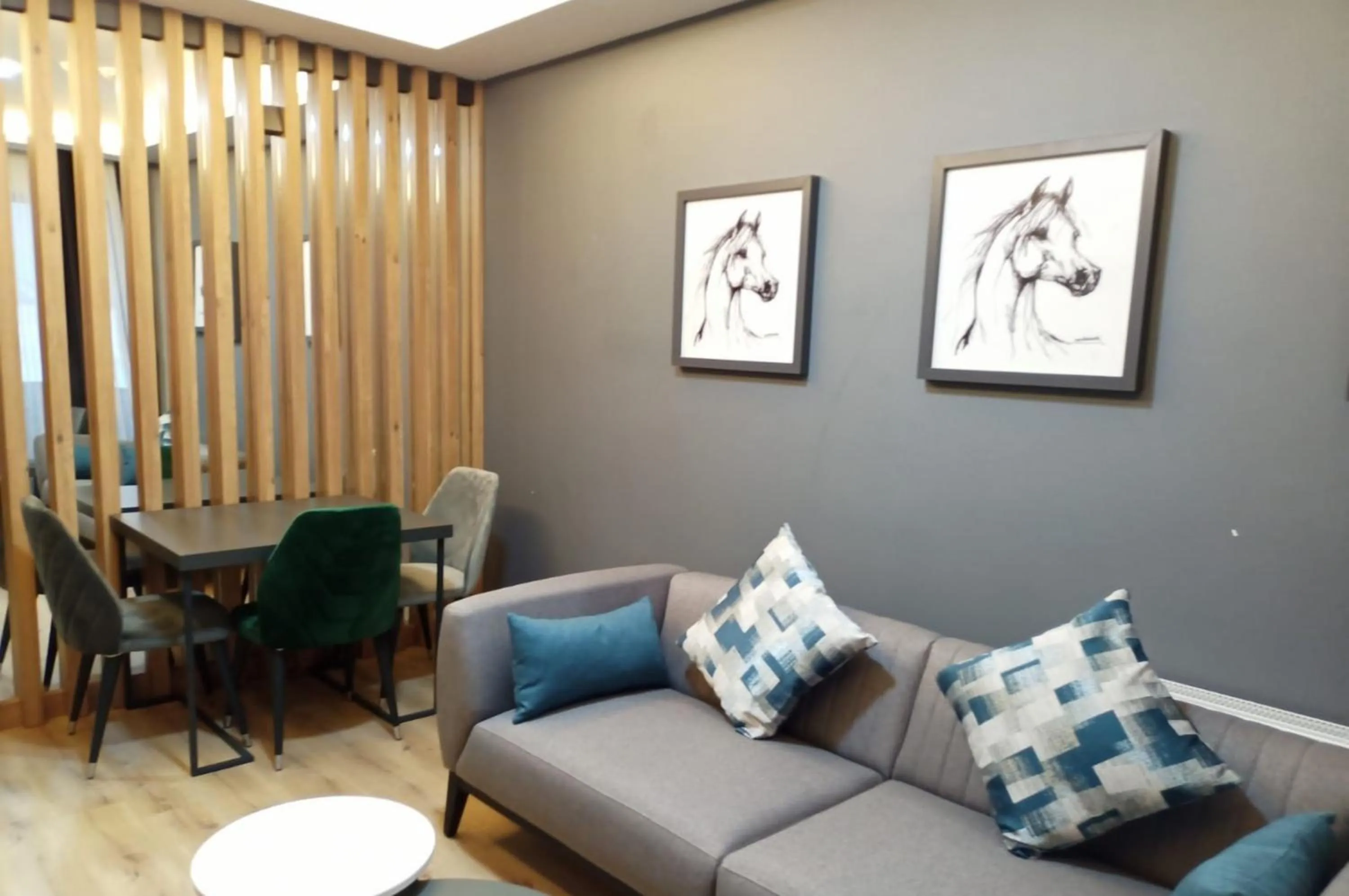 Seating area in Dinamik Otel Sarıkamış