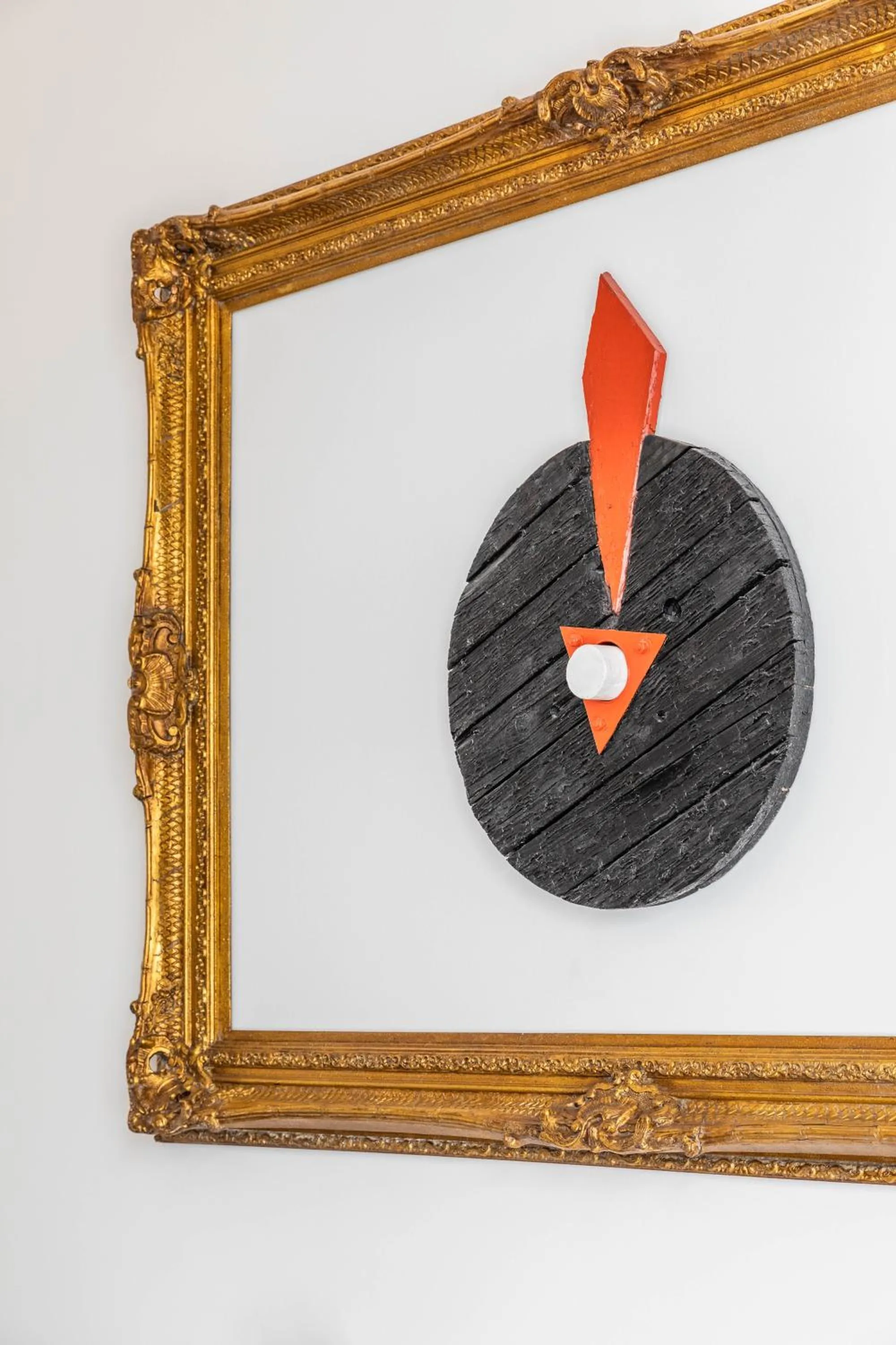 Decorative detail in Mosta Dome B&B