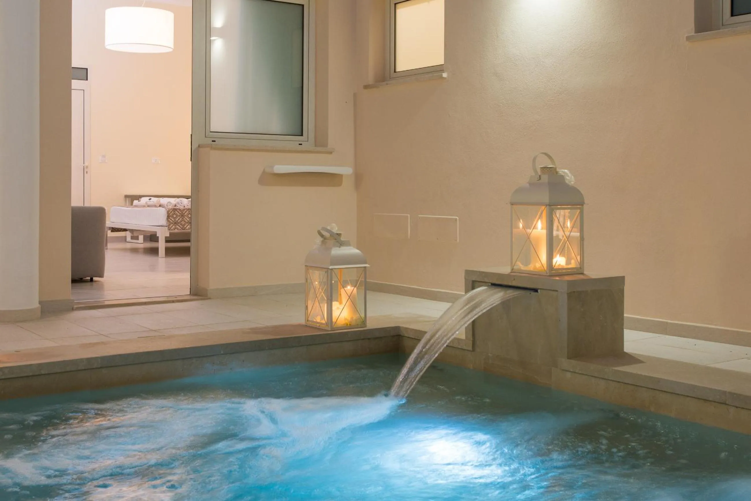 Swimming pool in RELAIS MASSERIA CASINA DEI CARI