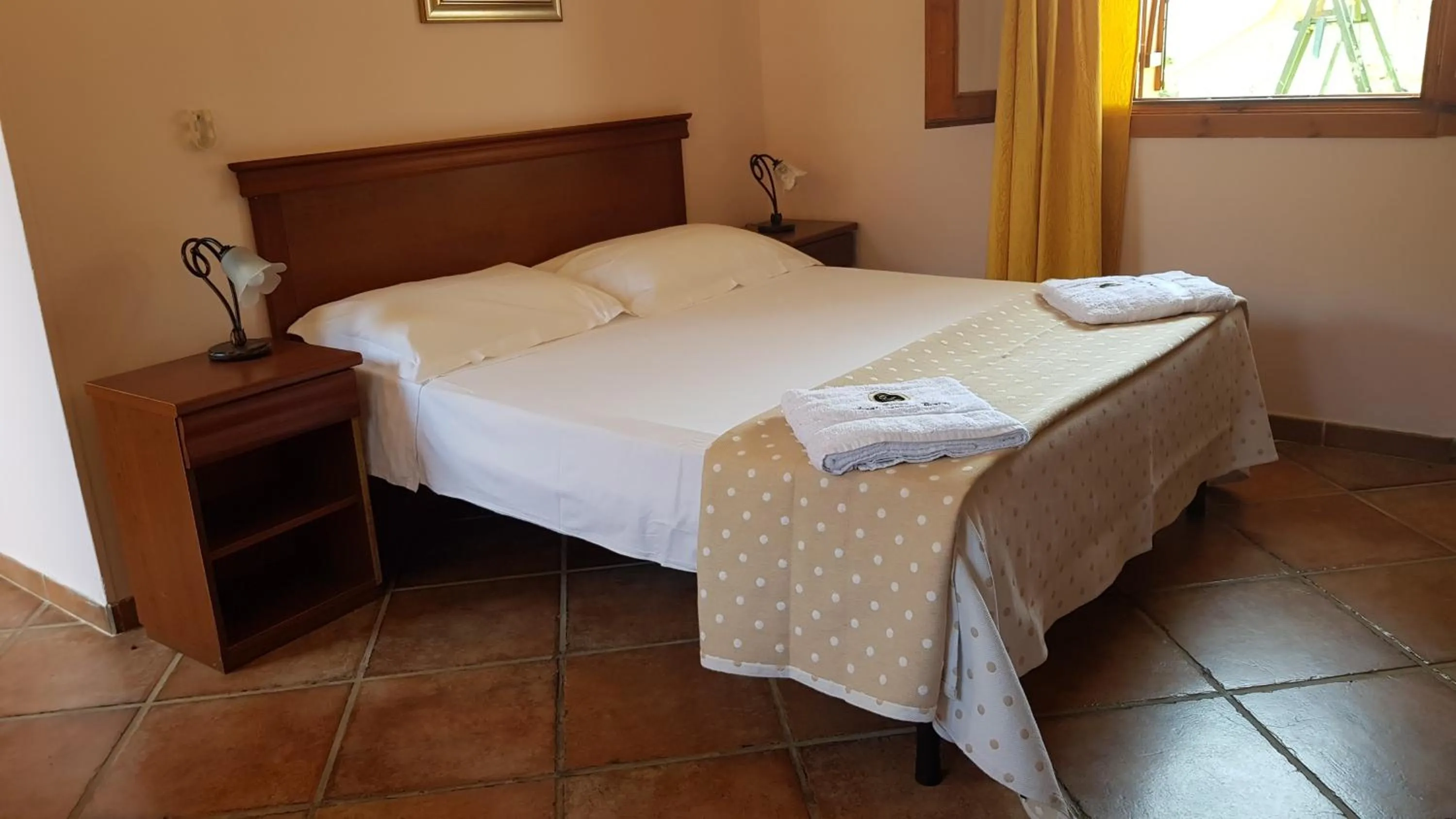 Bedroom in RELAIS MASSERIA CASINA DEI CARI