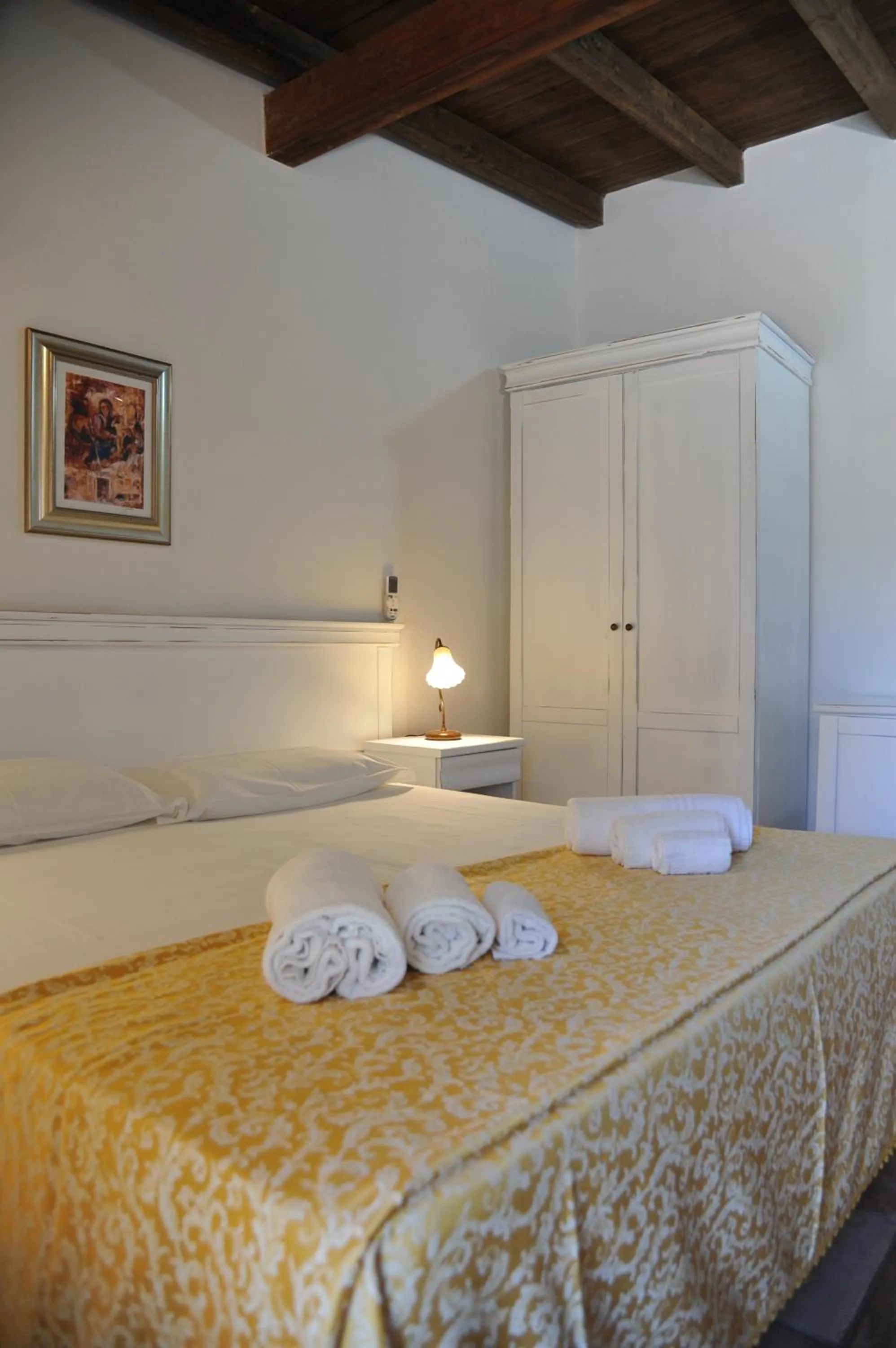 Bedroom in RELAIS MASSERIA CASINA DEI CARI