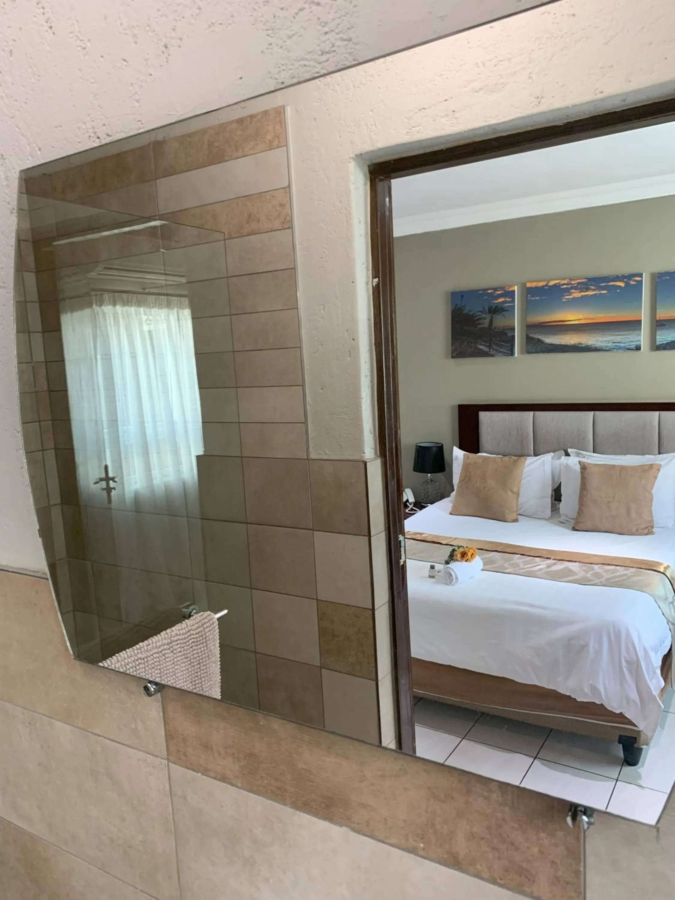 Bed in The Pillows Suite