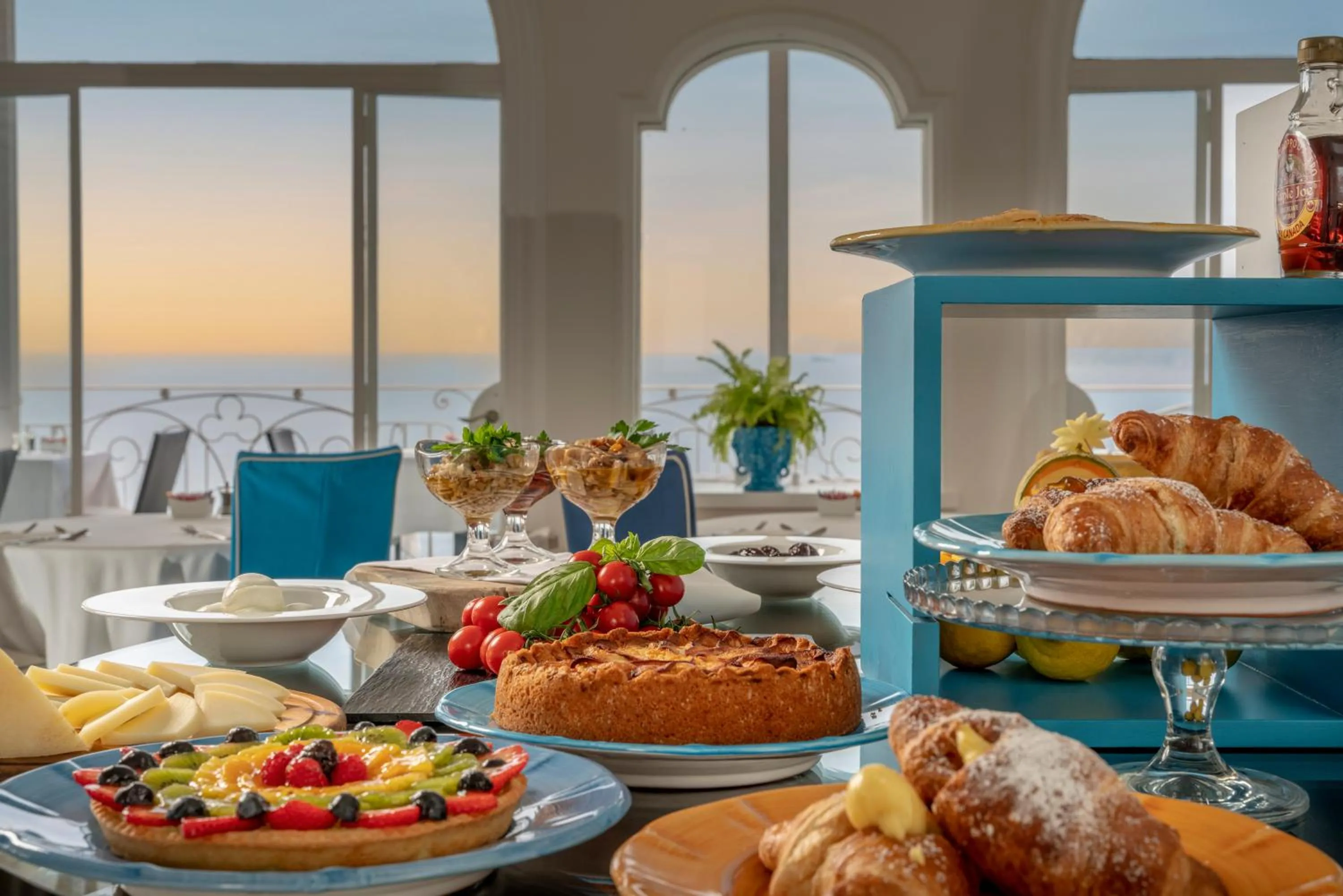 Restaurant/places to eat in Tramonto d'Oro