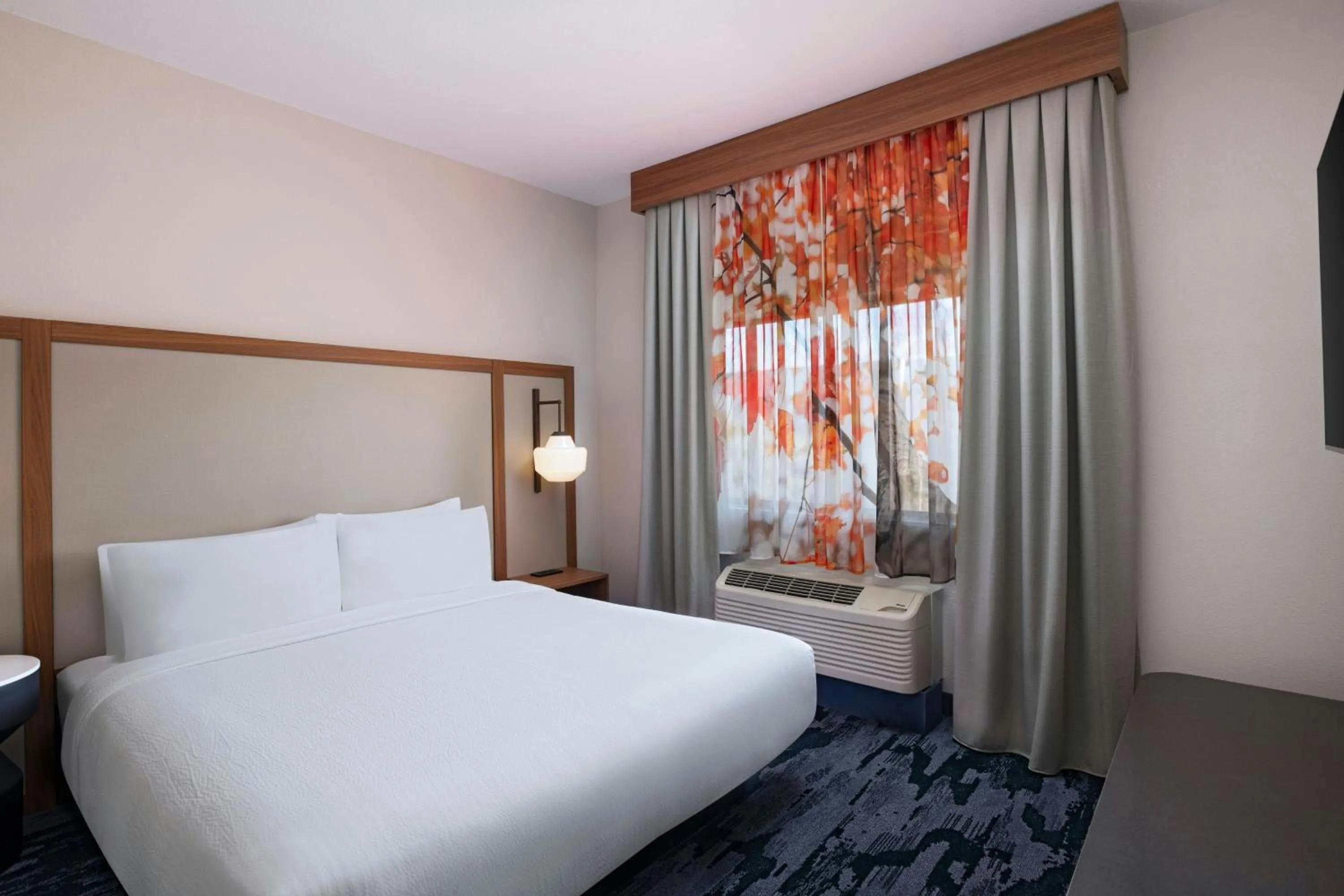 Bedroom, Bed in Fairfield by Marriott Inn & Suites Phoenix West Chandler