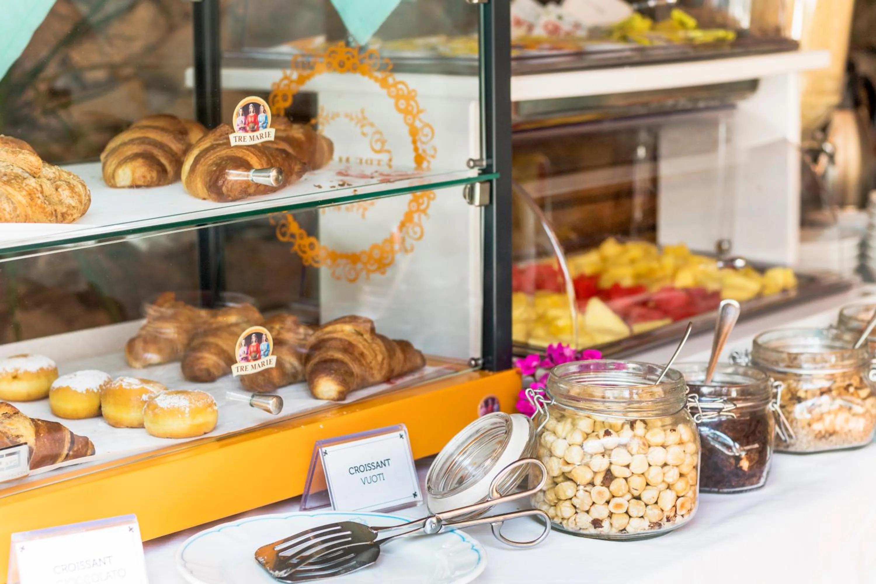 Breakfast in Hotel Colonna San Marco