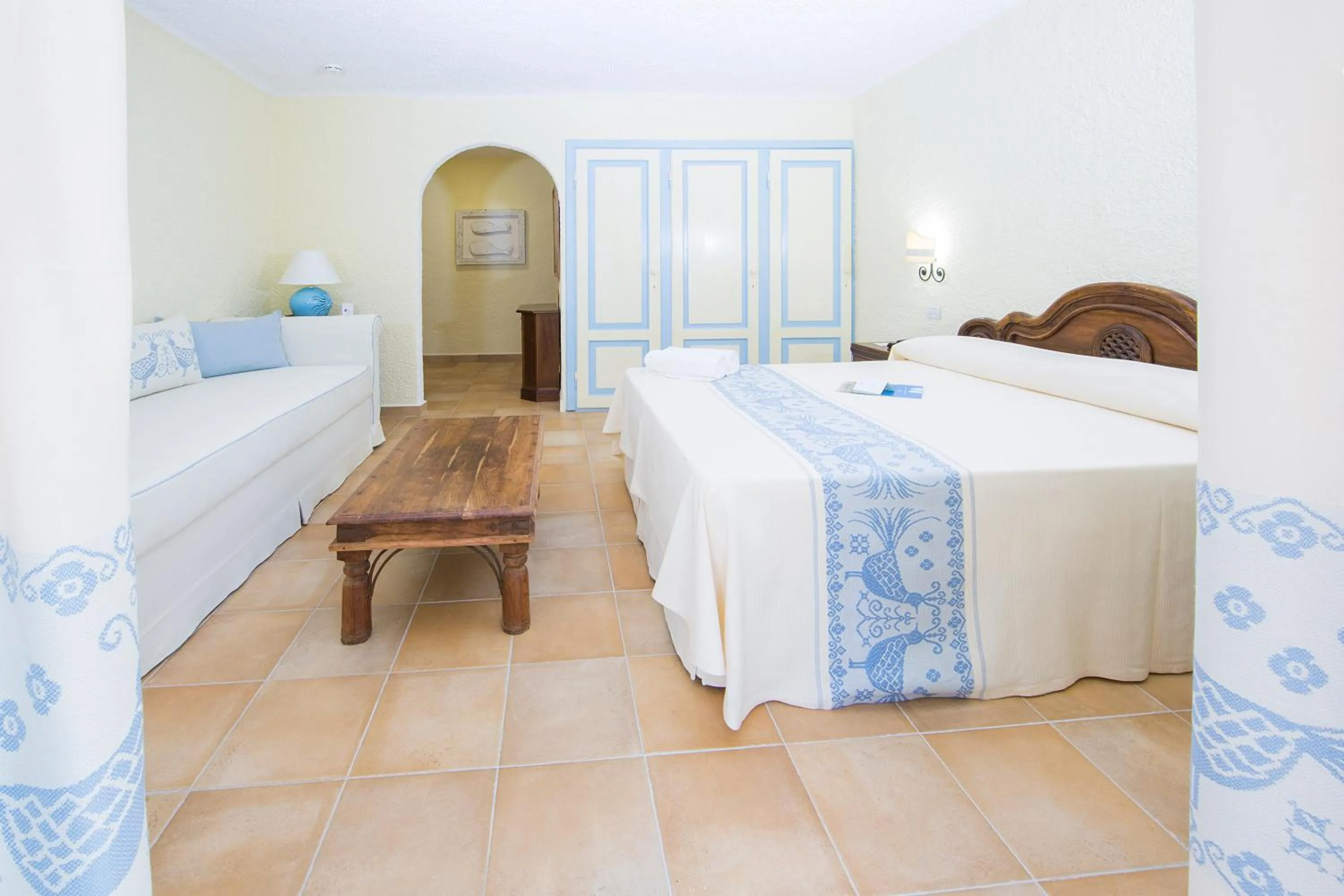 Photo of the whole room, Bed in Hotel Colonna San Marco