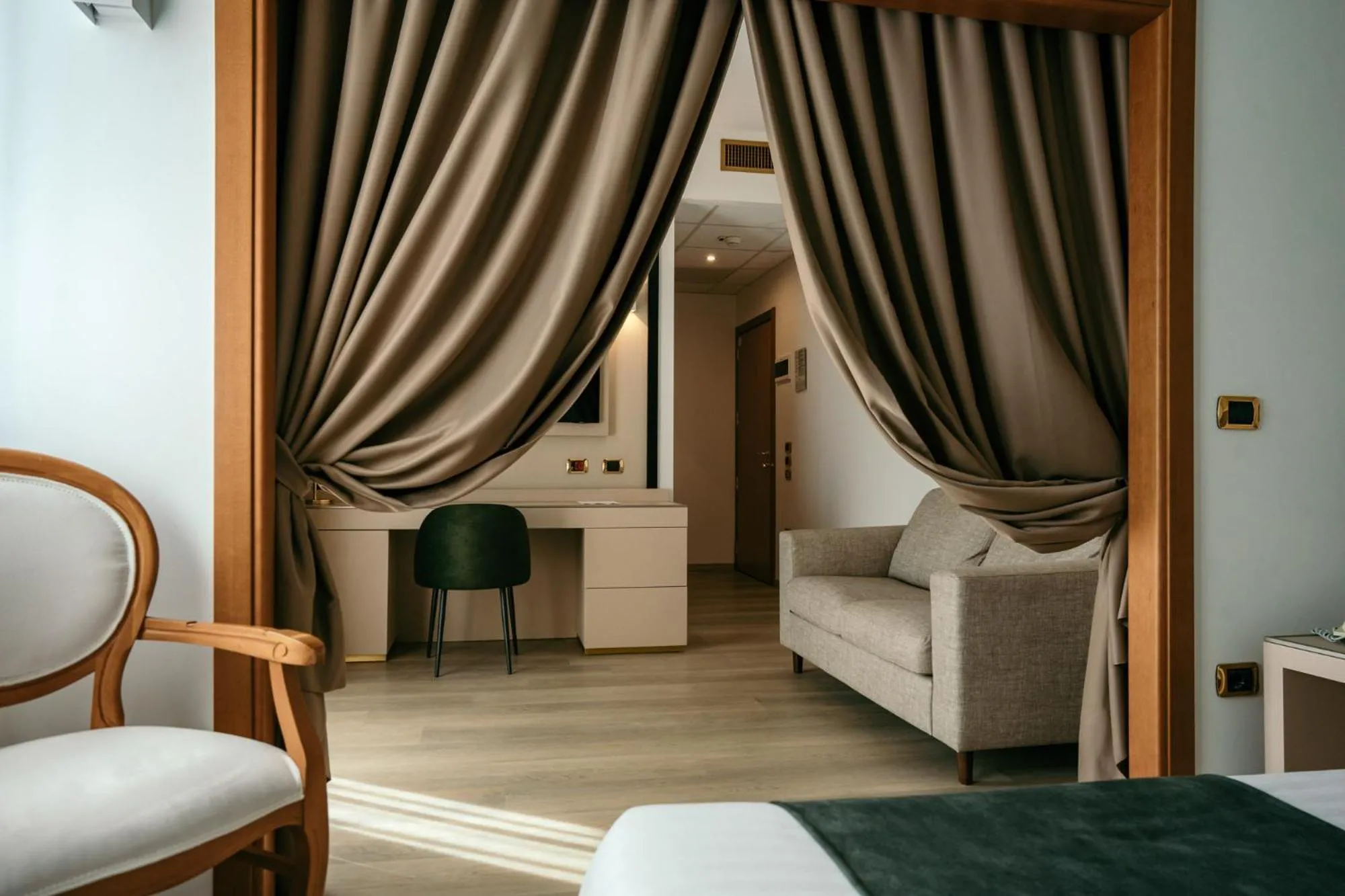 Bed in Grand Hotel la Chiusa di Chietri