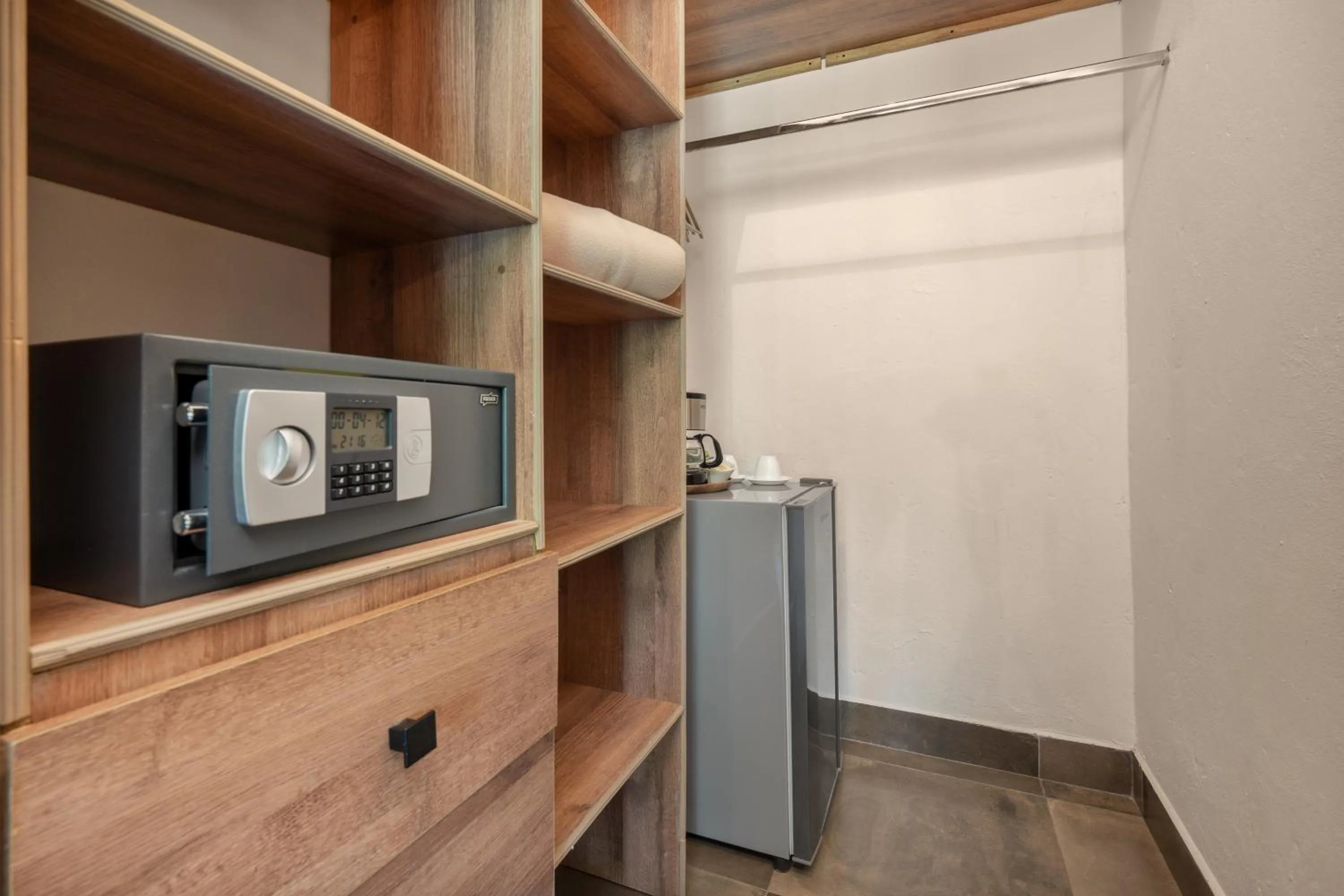 minibar in Casa Jacaranda Hotel Boutique -Cauca Viejo- Mayores de 14 años