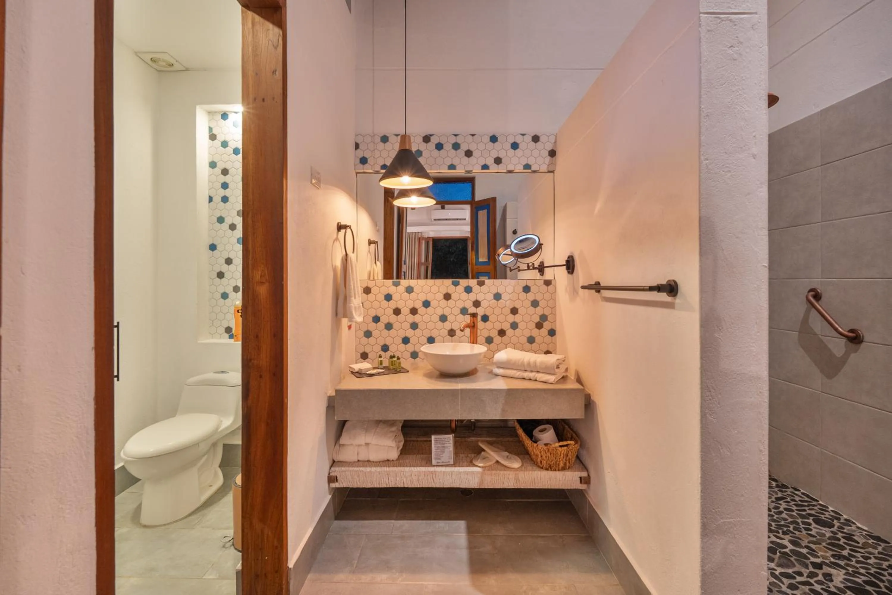 Bathroom in Casa Jacaranda Hotel Boutique -Cauca Viejo- Mayores de 14 años