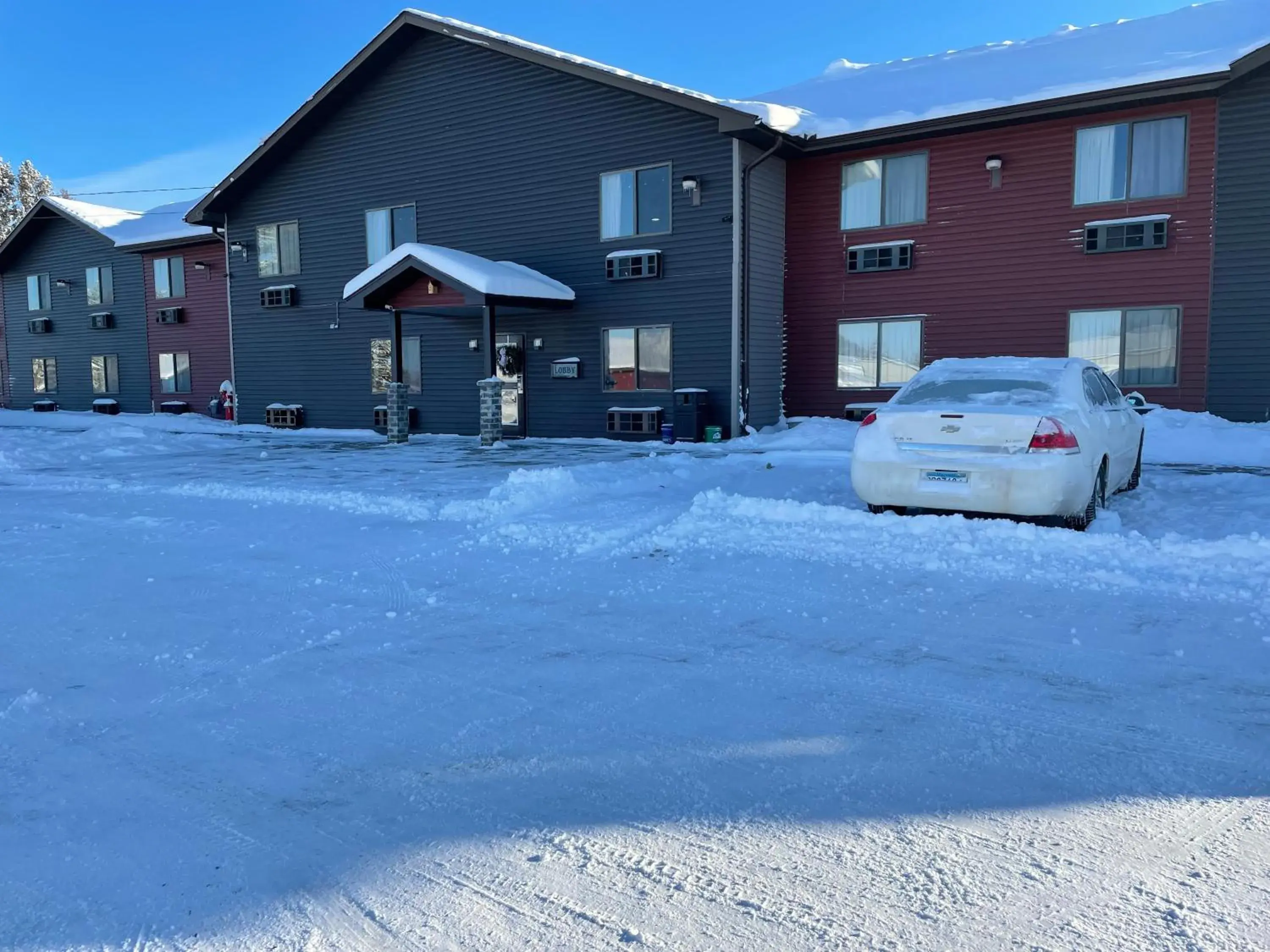 Property building in Hibbing Inn and Suites Property building in Hibbing Inn and Suites