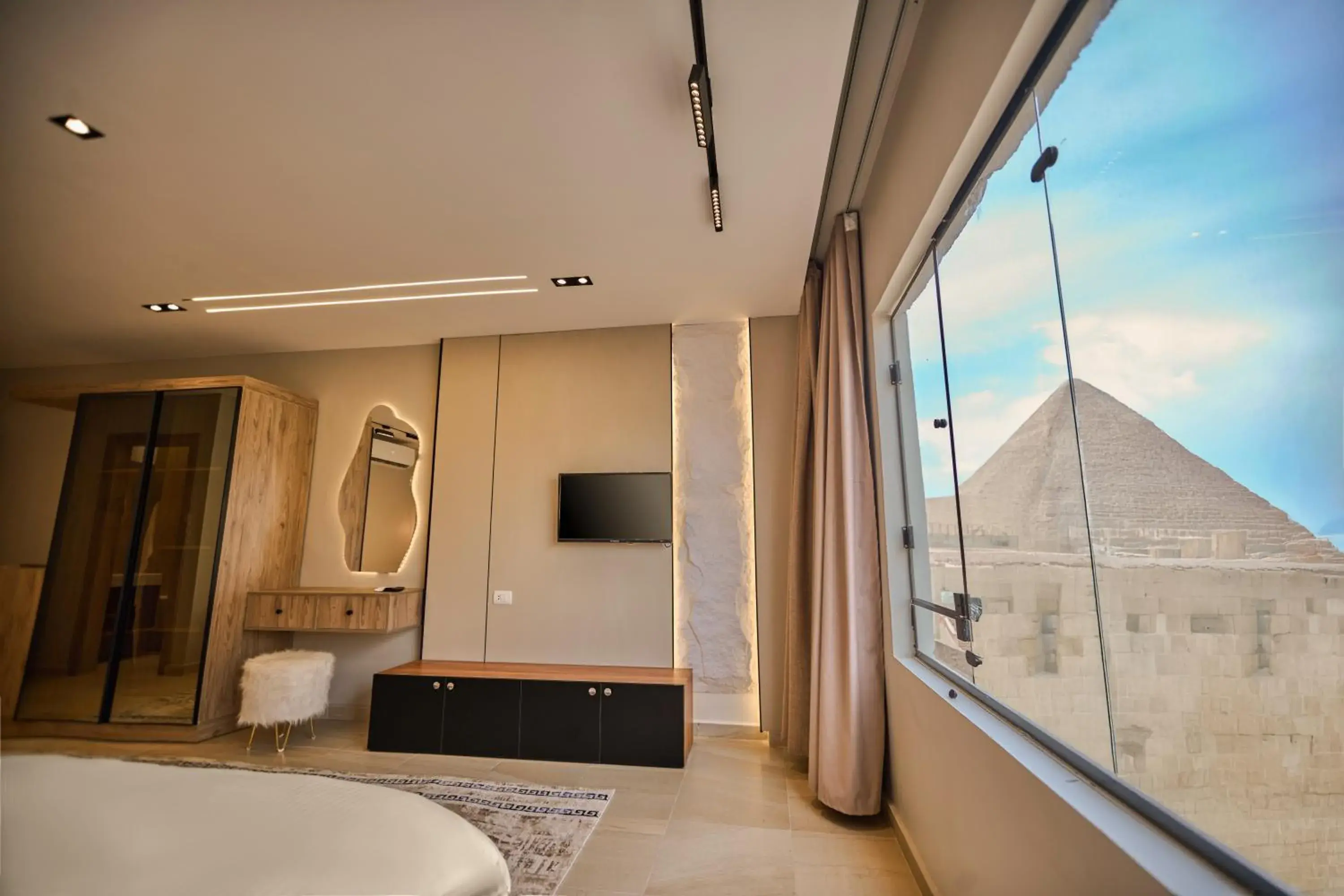 Twin Room with Mountain View - single occupancy in Pyramids Height Hotel & Pyramids Master Scene Rooftop Twin Room with Mountain View - single occupancy in Pyramids Height Hotel & Pyramids Master Scene Rooftop