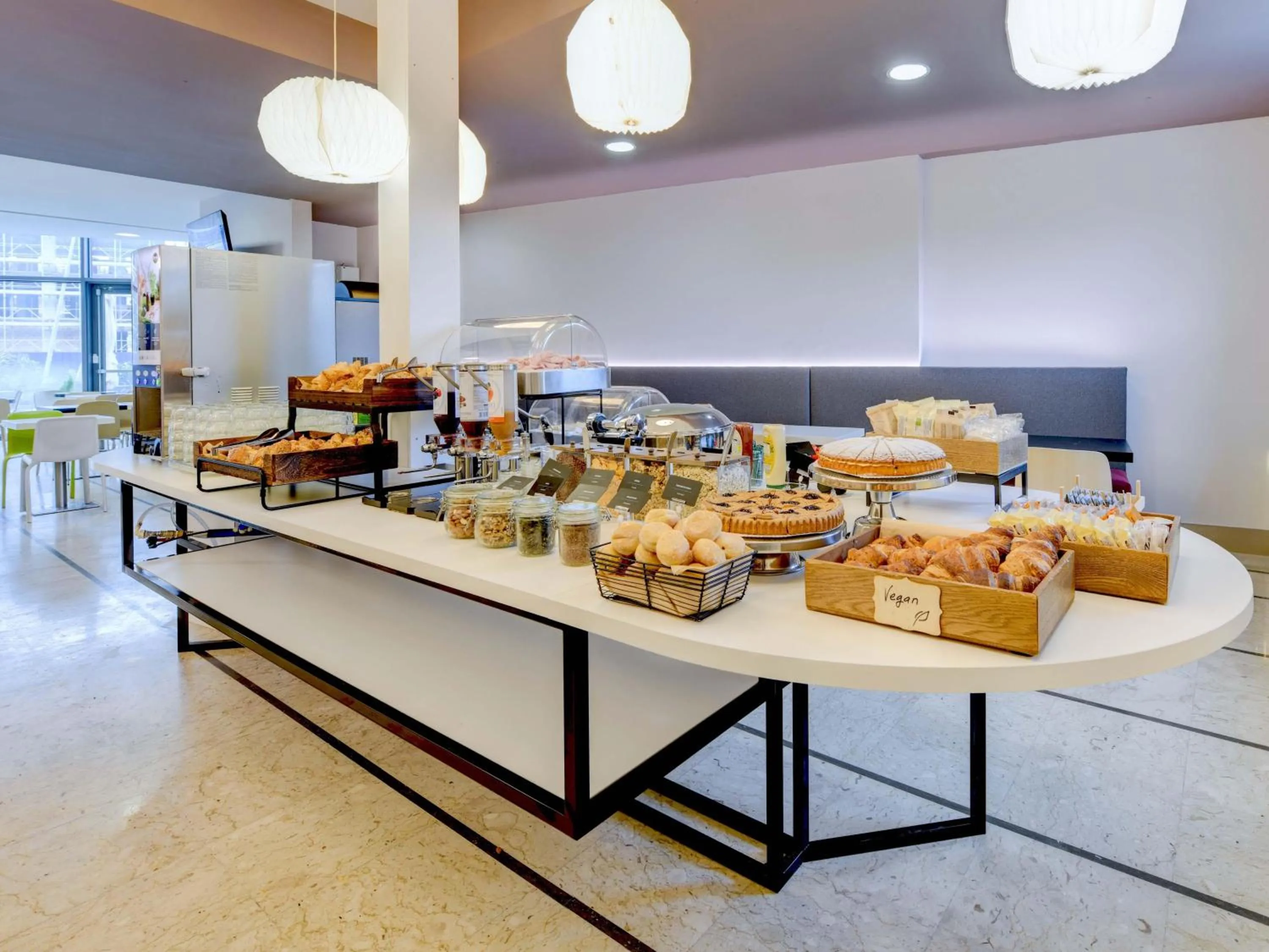 Restaurant/places to eat in B&B HOTEL Padova