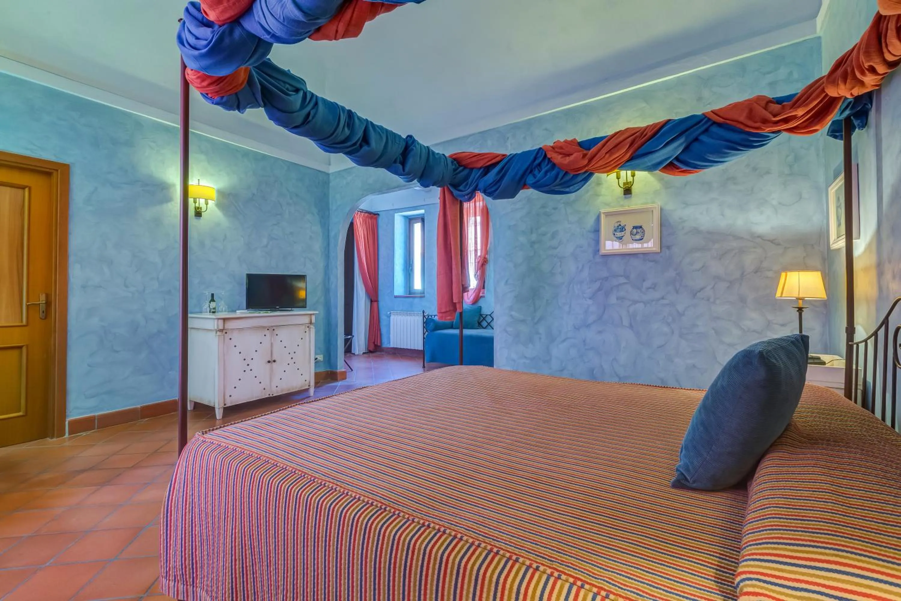 Photo of the whole room, Bed in La Casa delle Monache Country Resort