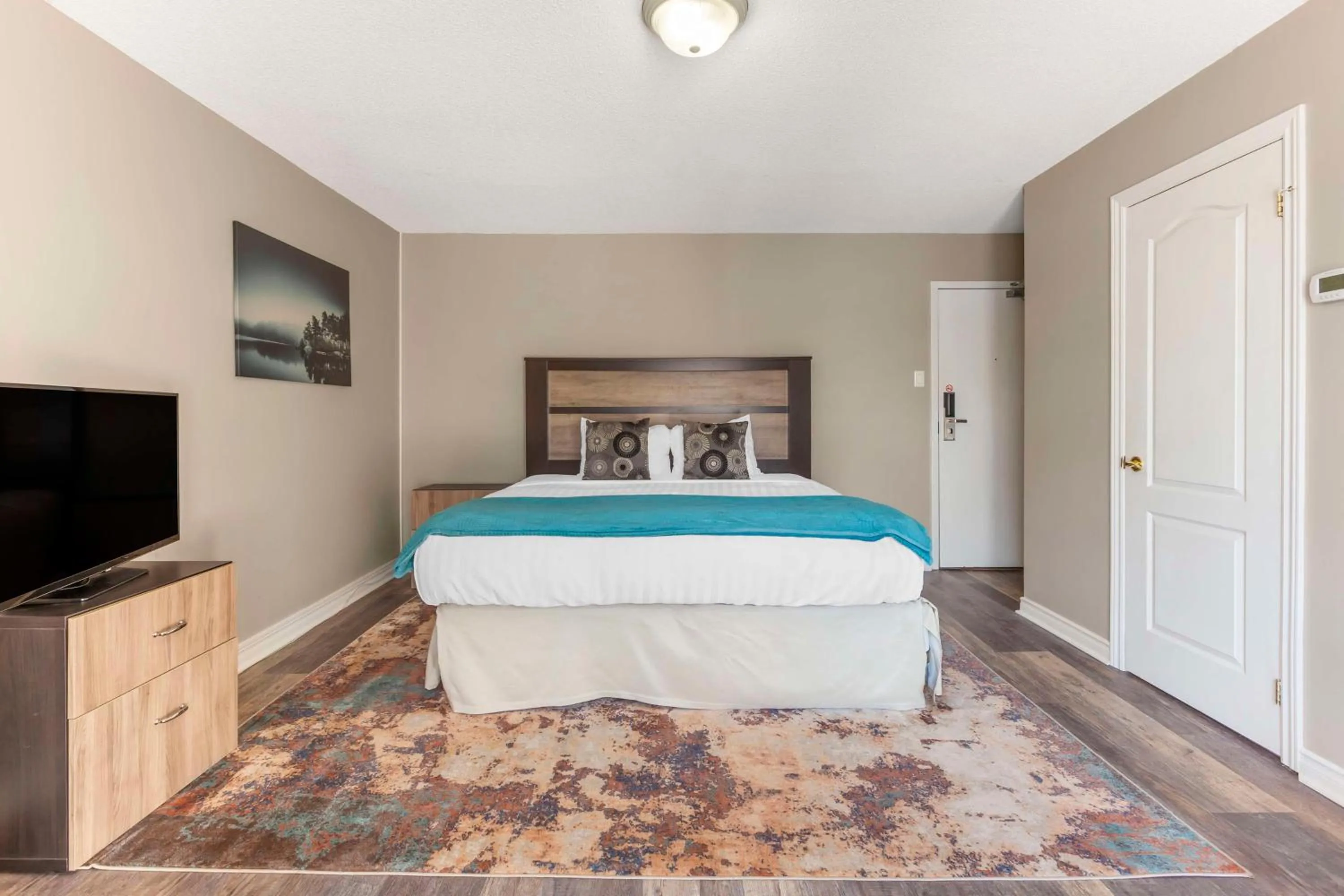 Bedroom, Bed in Christie's Mill Inn & Spa - BW Premier Collection