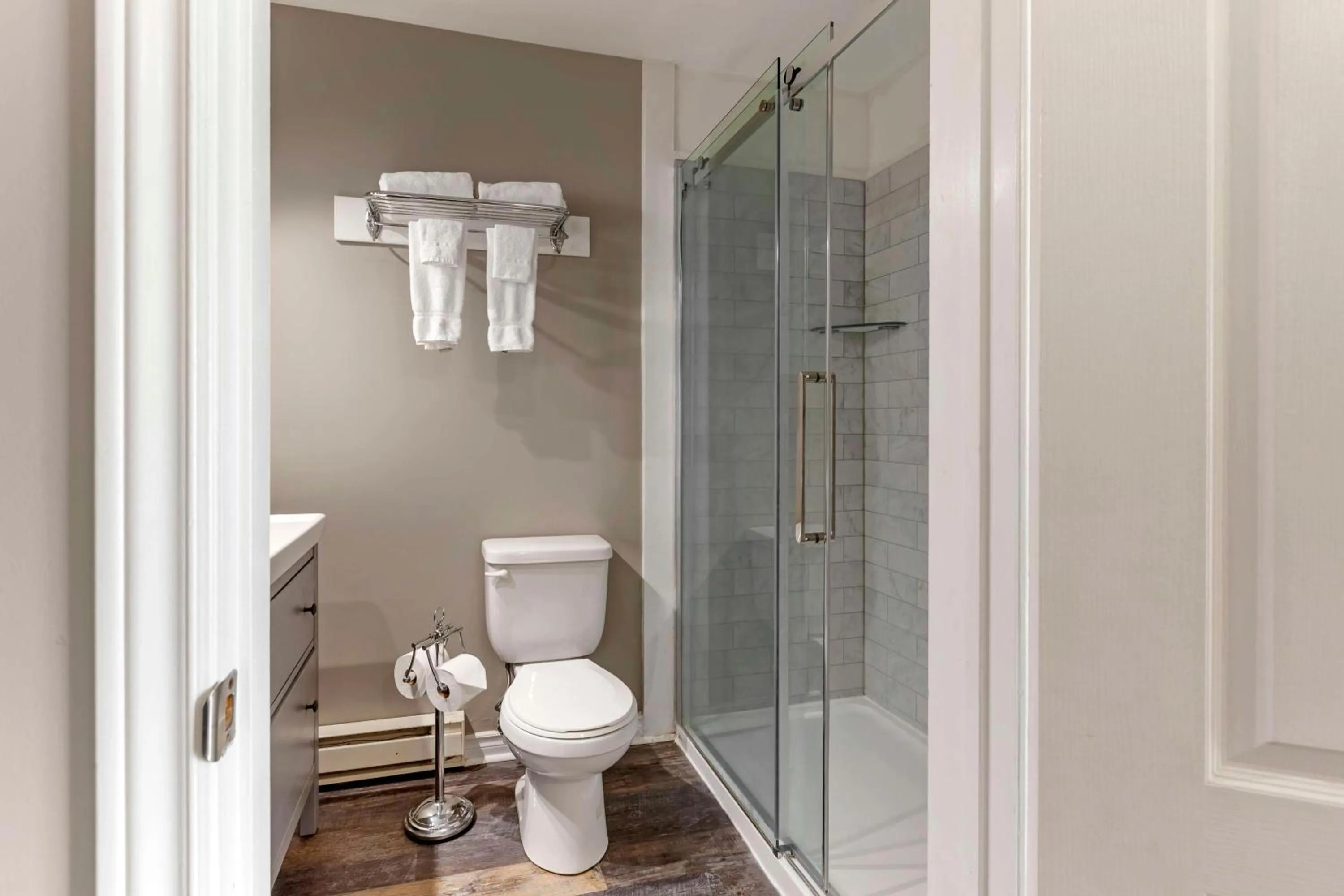 Bathroom in Christie's Mill Inn & Spa - BW Premier Collection