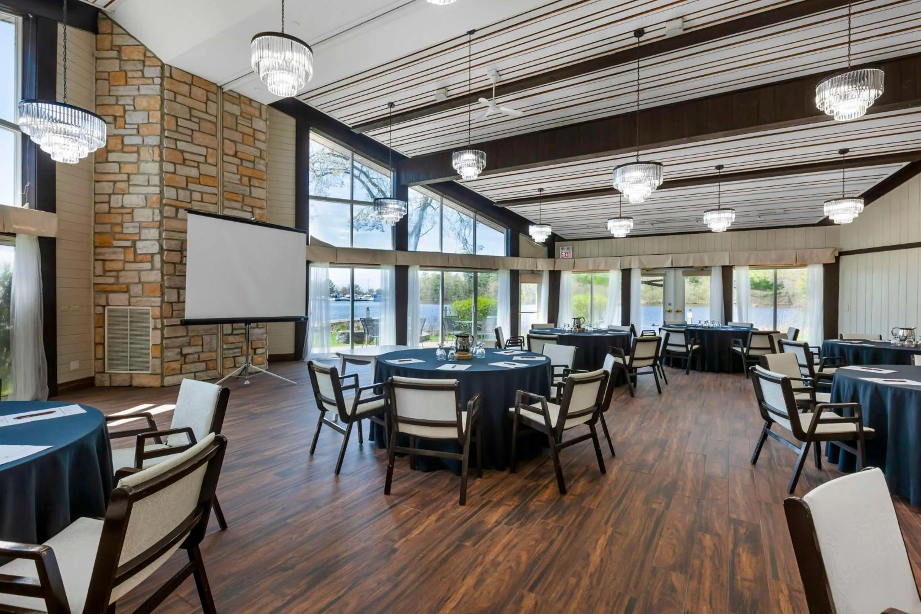 Meeting/conference room in Christie's Mill Inn & Spa - BW Premier Collection