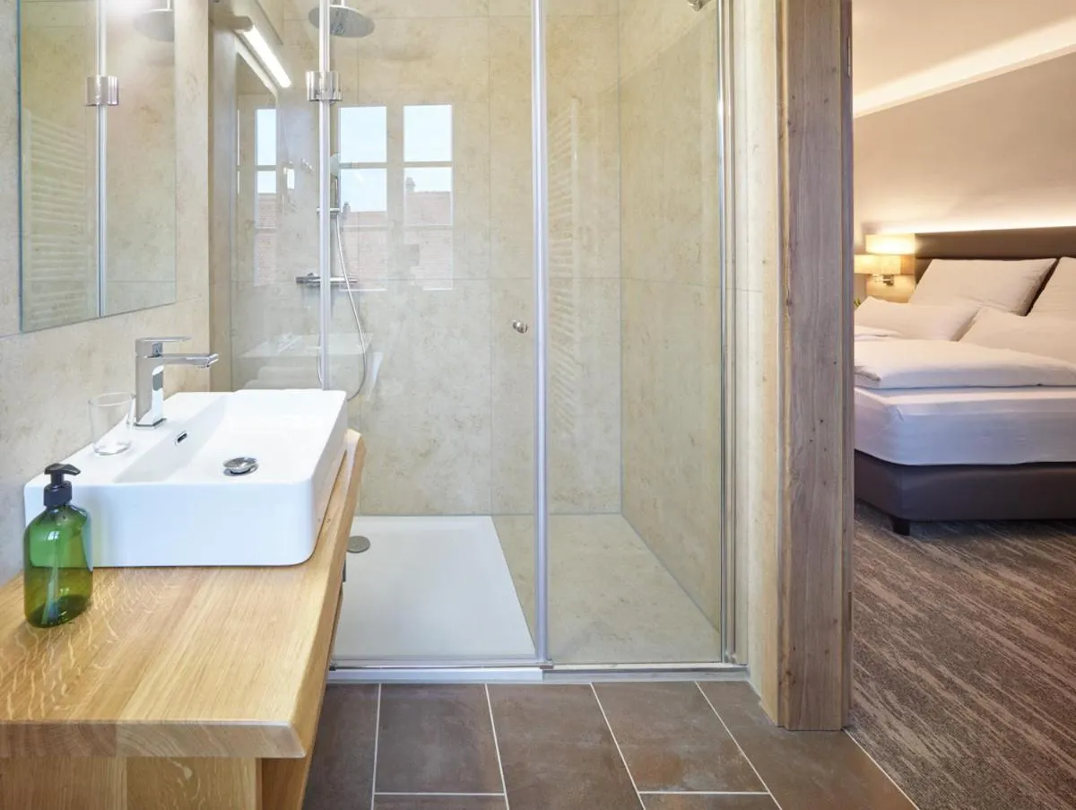 Standard Double Room - single occupancy in Wittelsbacher Hof Weißenburg