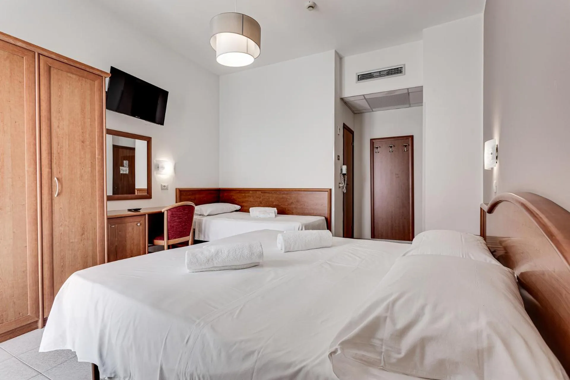 Bed in Hotel Schiller