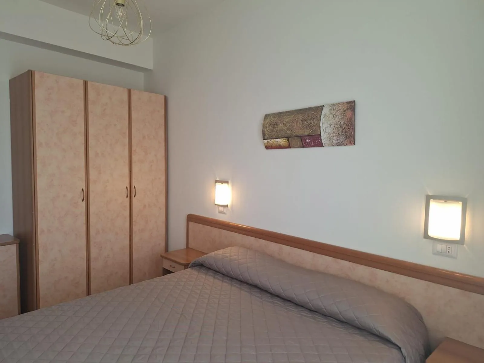 Bedroom, Bed in Hotel Schiller