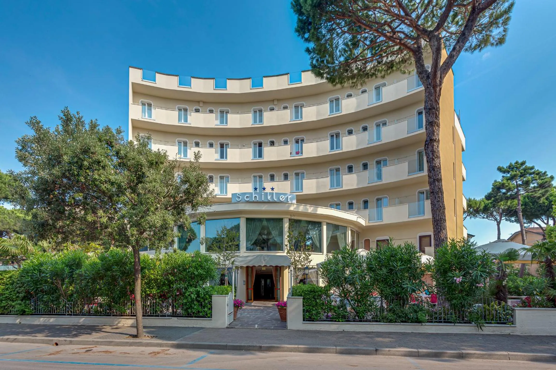 Property building in Hotel Schiller