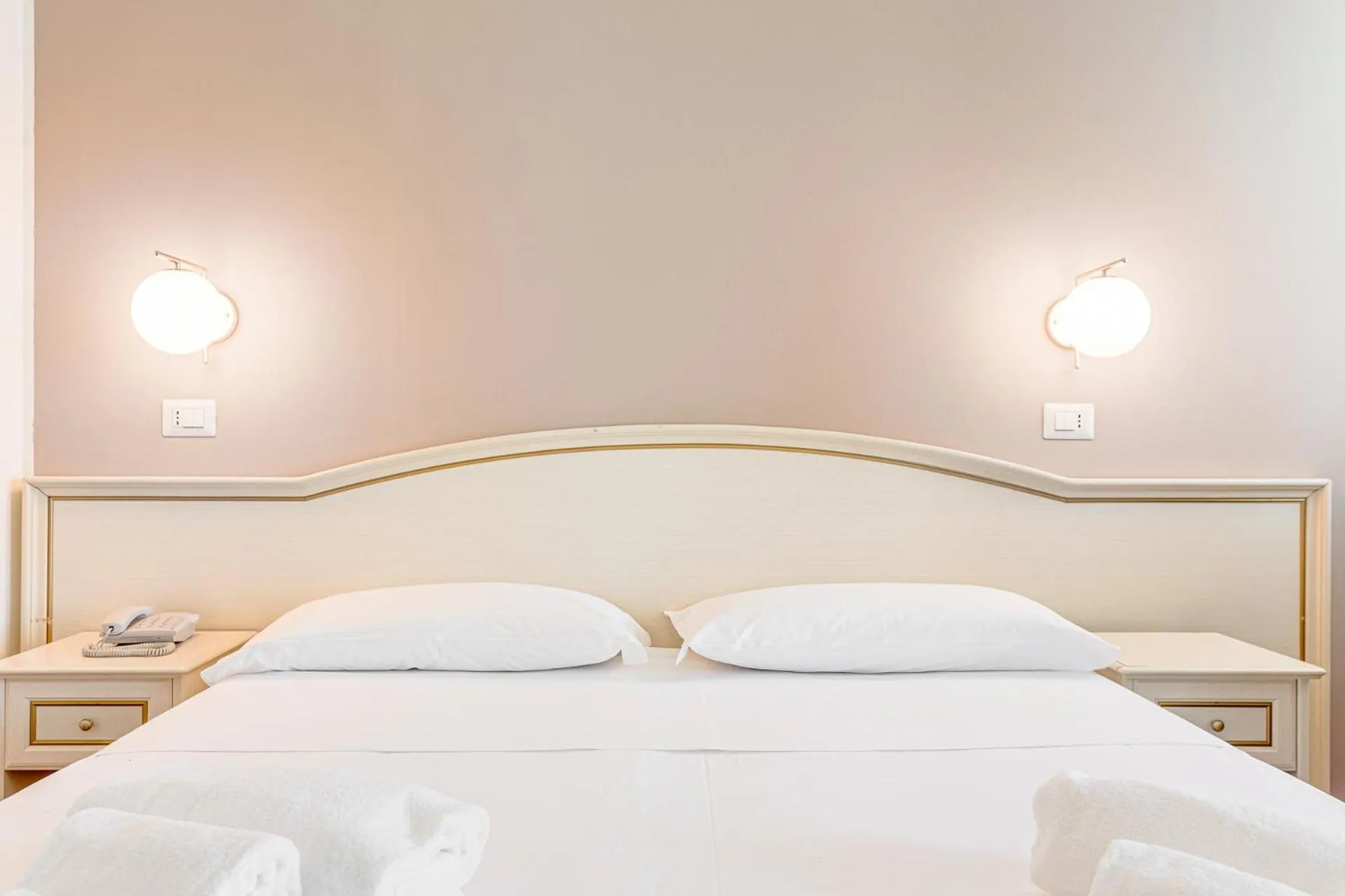 Bed in Hotel Schiller