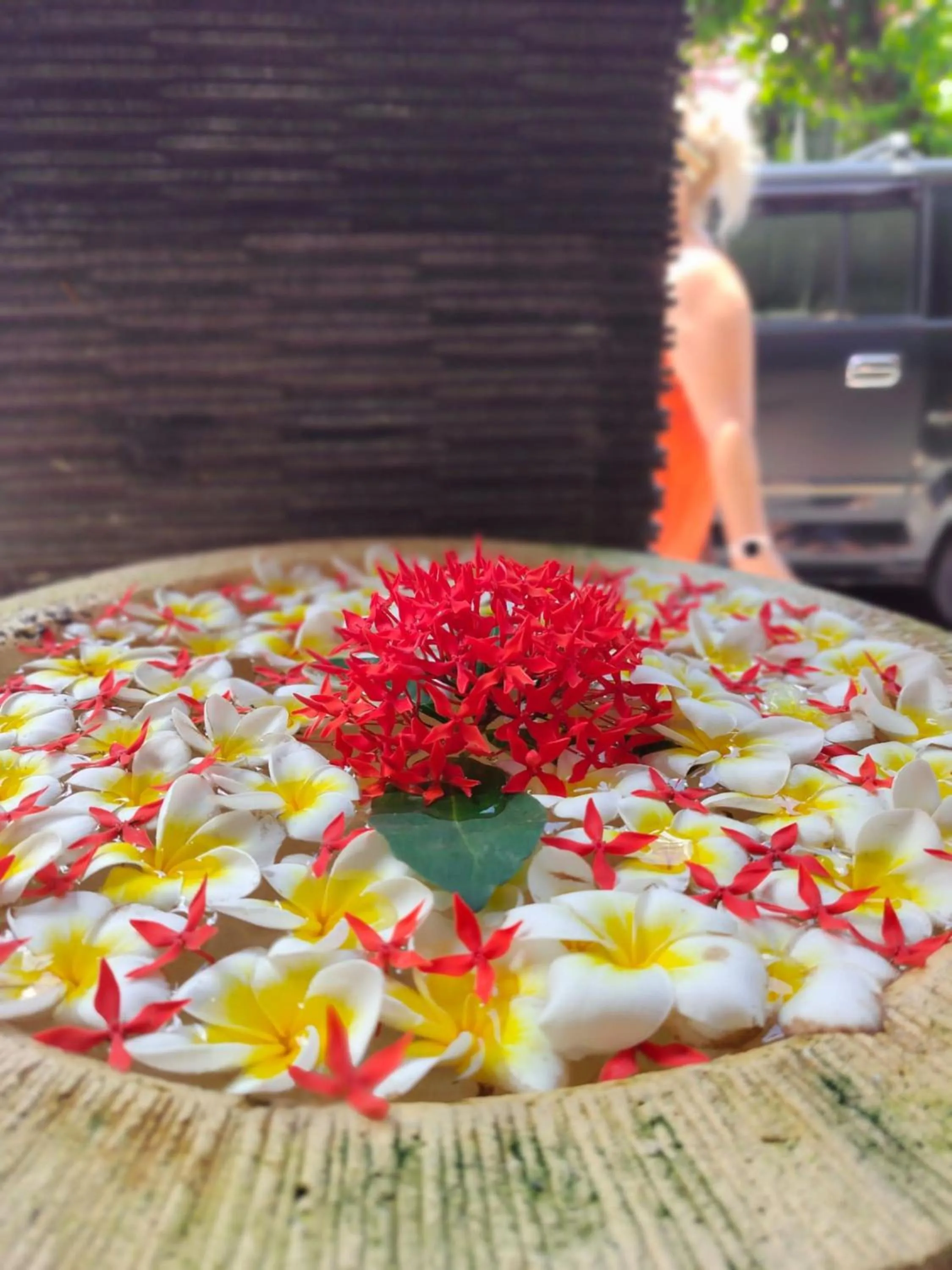 Facade/entrance in Su's Cottages Legian