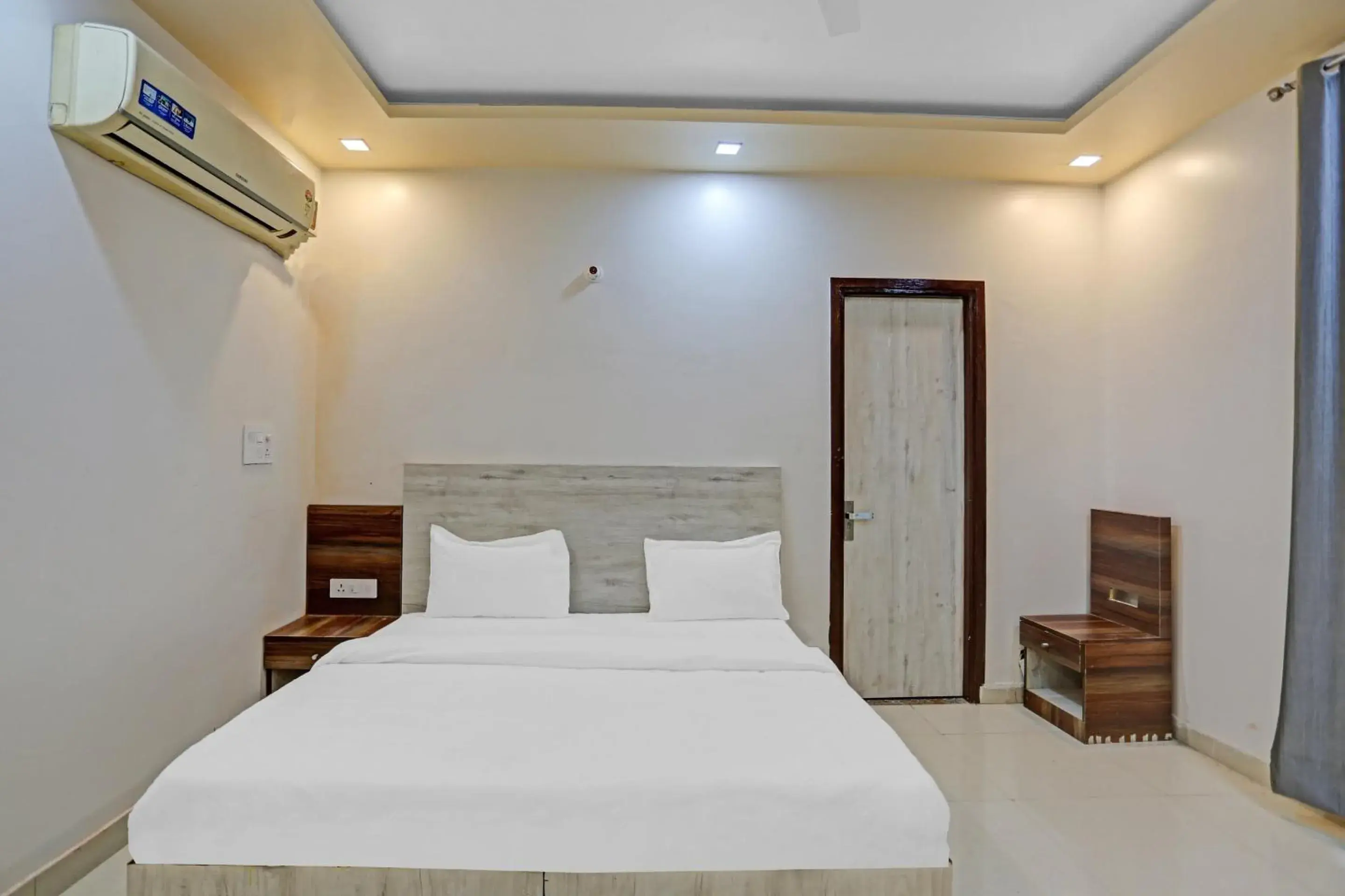Hotel O by OYO Expo View Near PVR Ansal Plaza Greater Noida Hotel O by OYO Expo View Near PVR Ansal Plaza Greater Noida