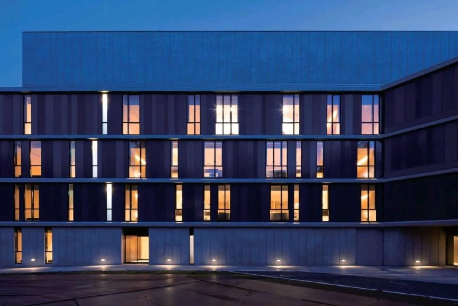 Property building in YAMAKEI Residences