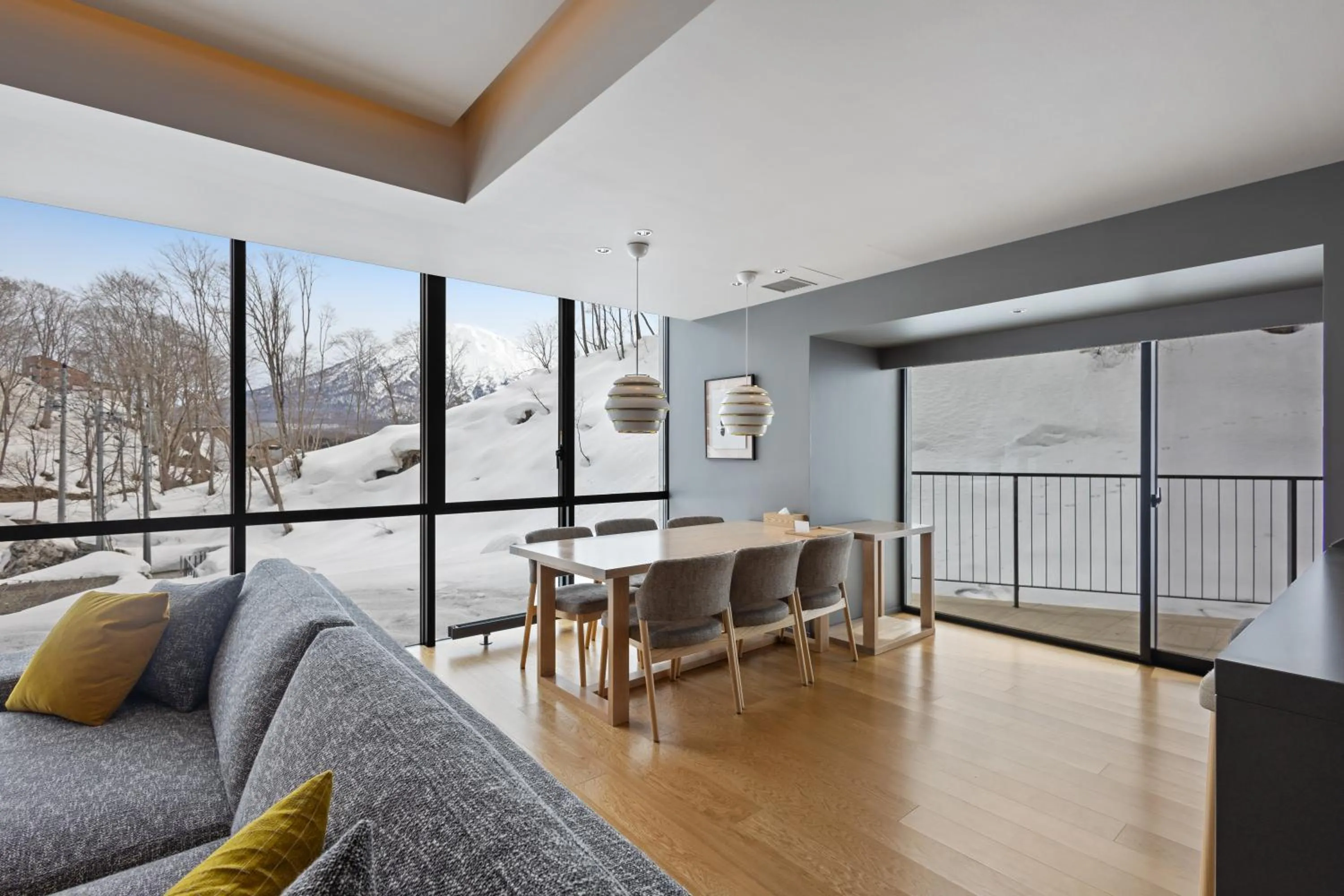 Dining area in YAMAKEI Residences