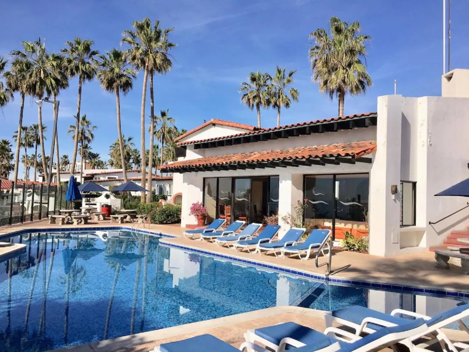 Swimming pool in Great Beach Swiming Pools Tennis Courts Condo in La Paloma Rosarito Beach