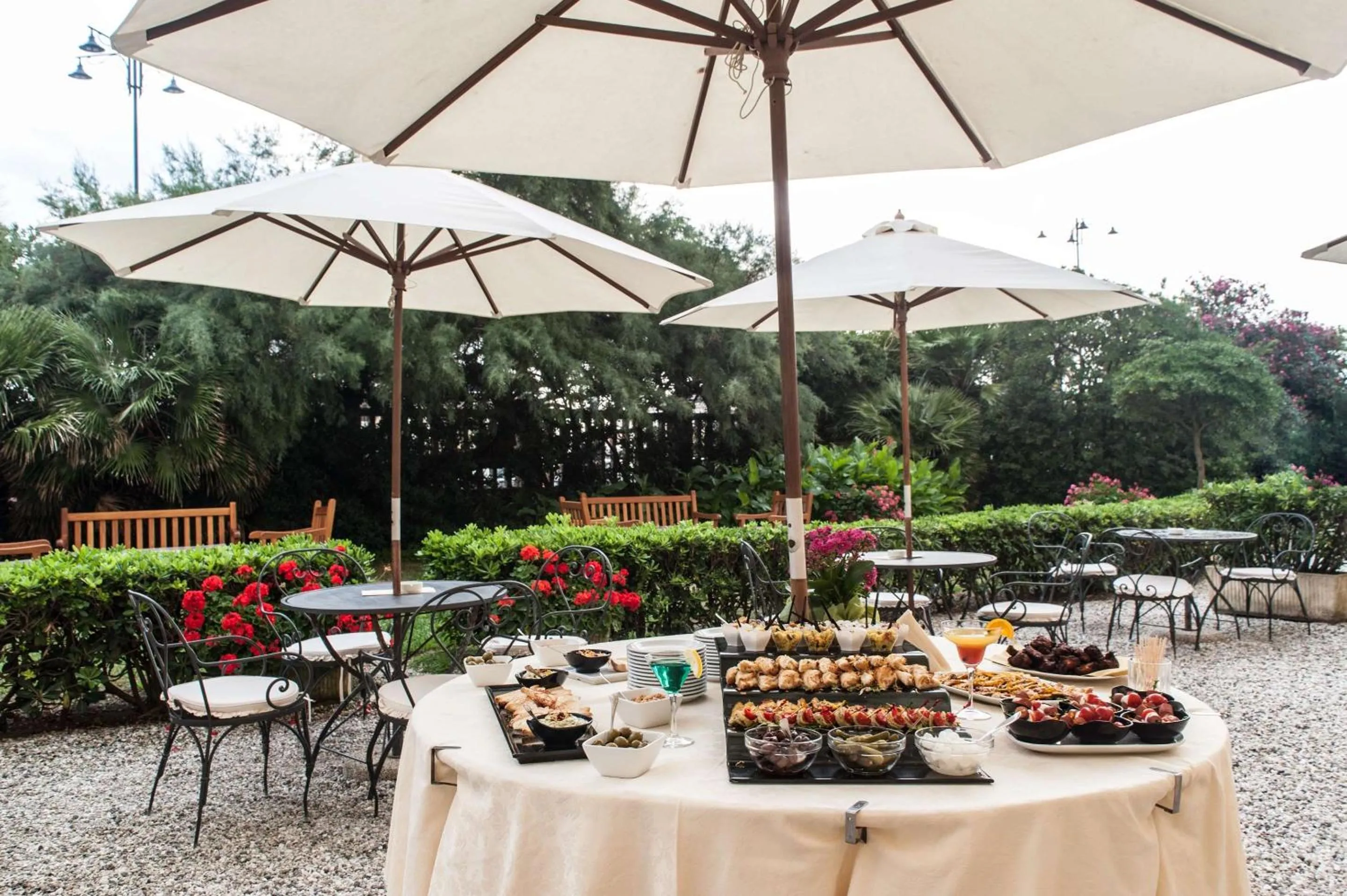 Lounge or bar in Grand Hotel Royal