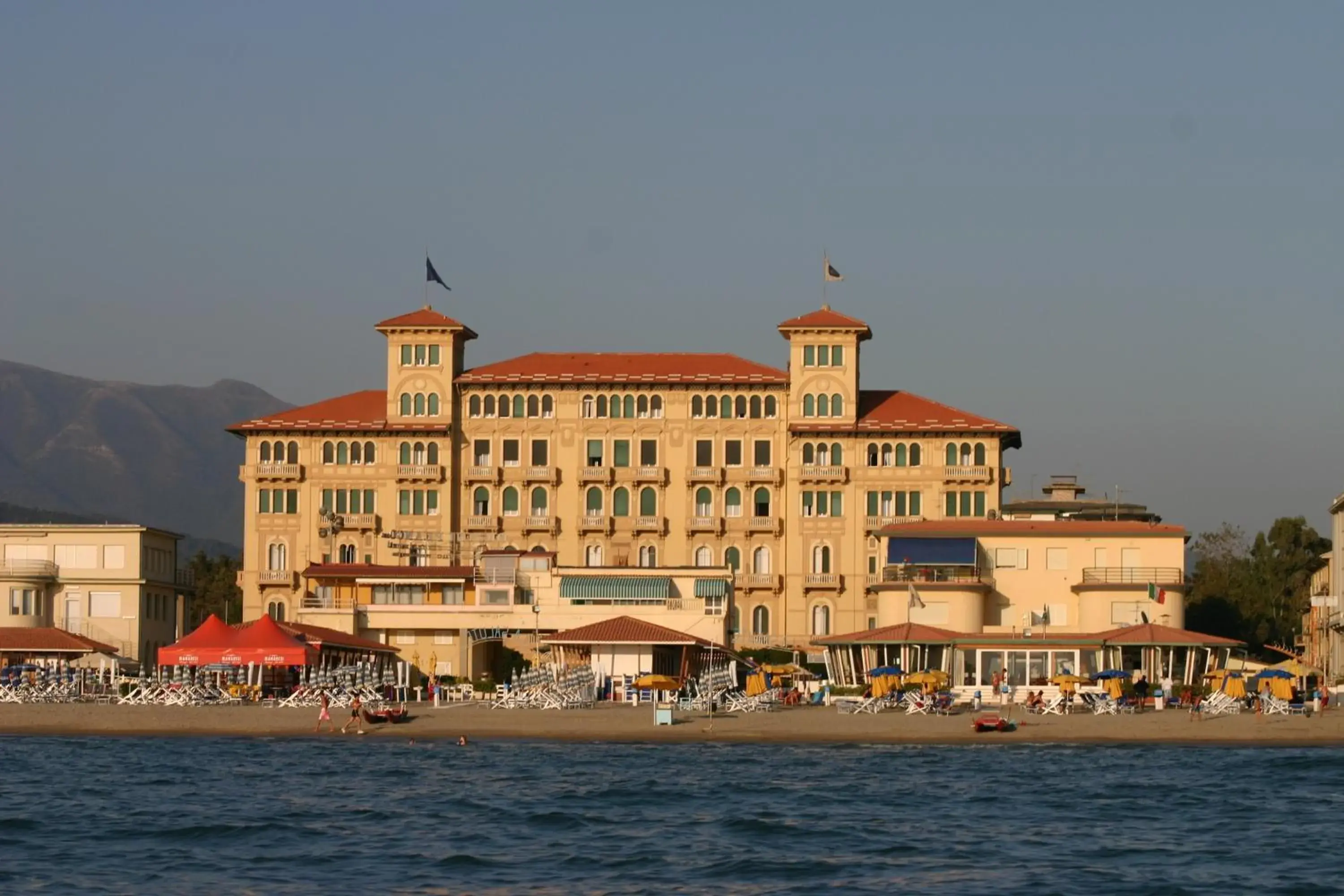 Property building in Grand Hotel Royal Property building in Grand Hotel Royal