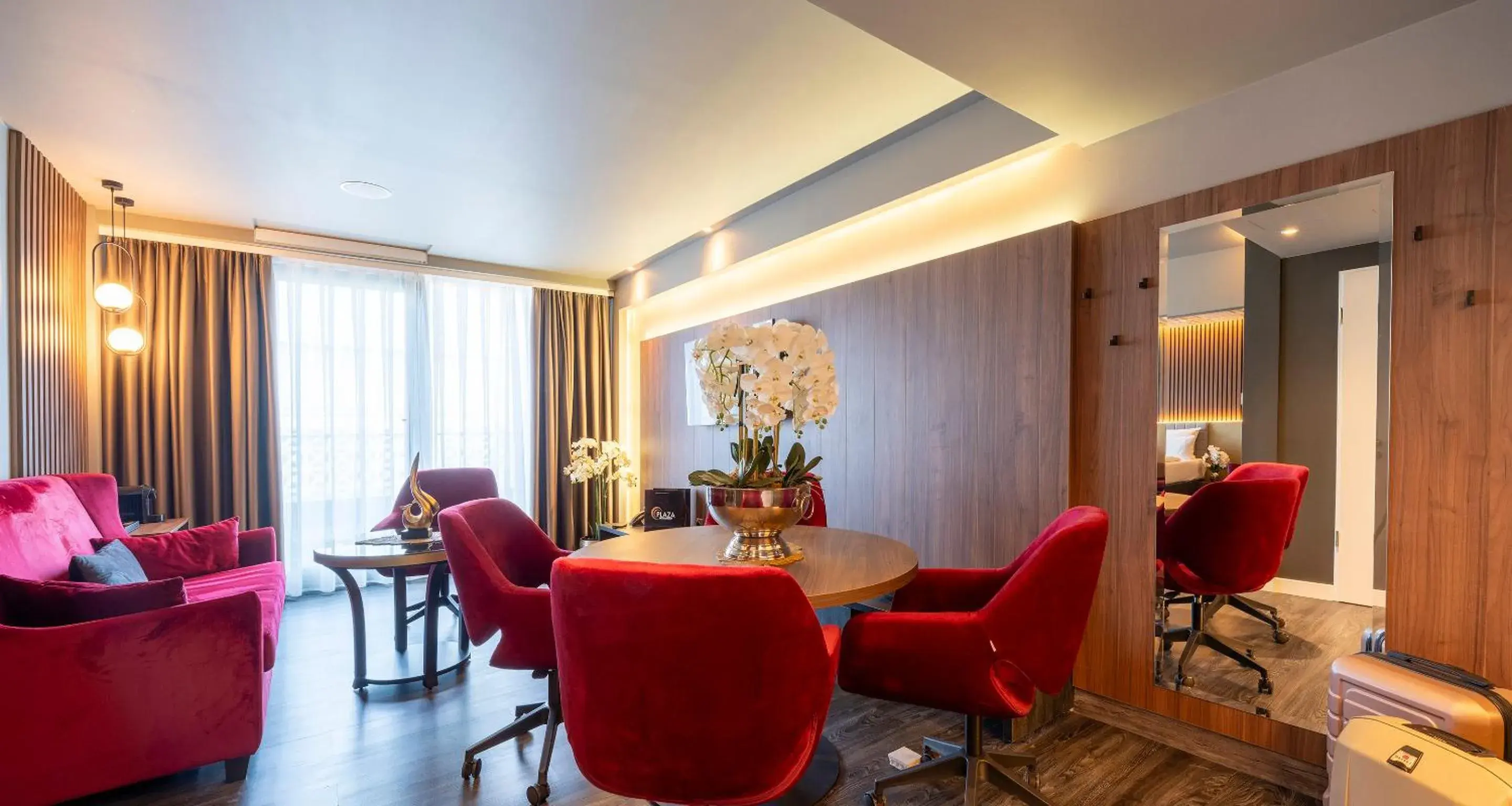 Living room in PLAZA Premium Heidelberg Living room in PLAZA Premium Heidelberg