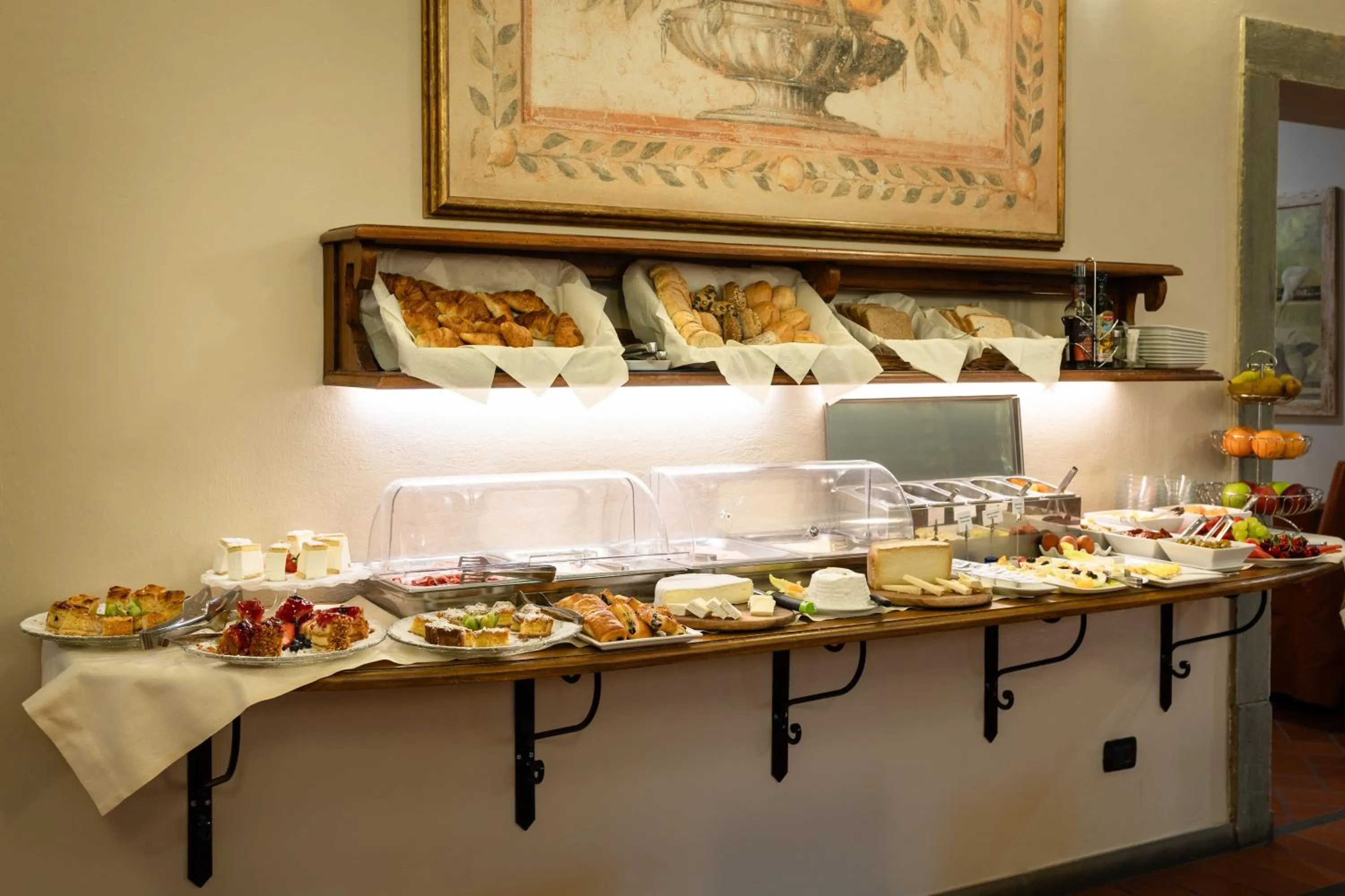 Breakfast in Hotel Caravaggio