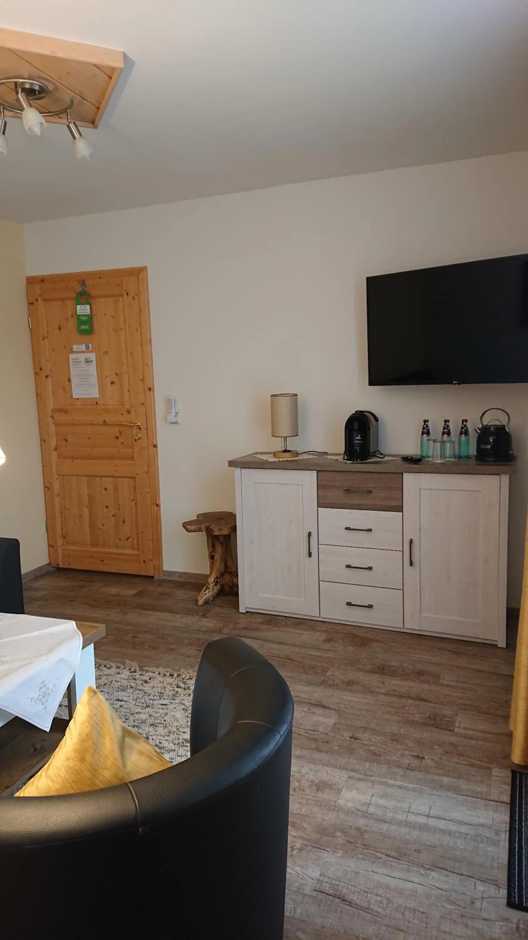 Bed in Gasthof & Pension Steppacher